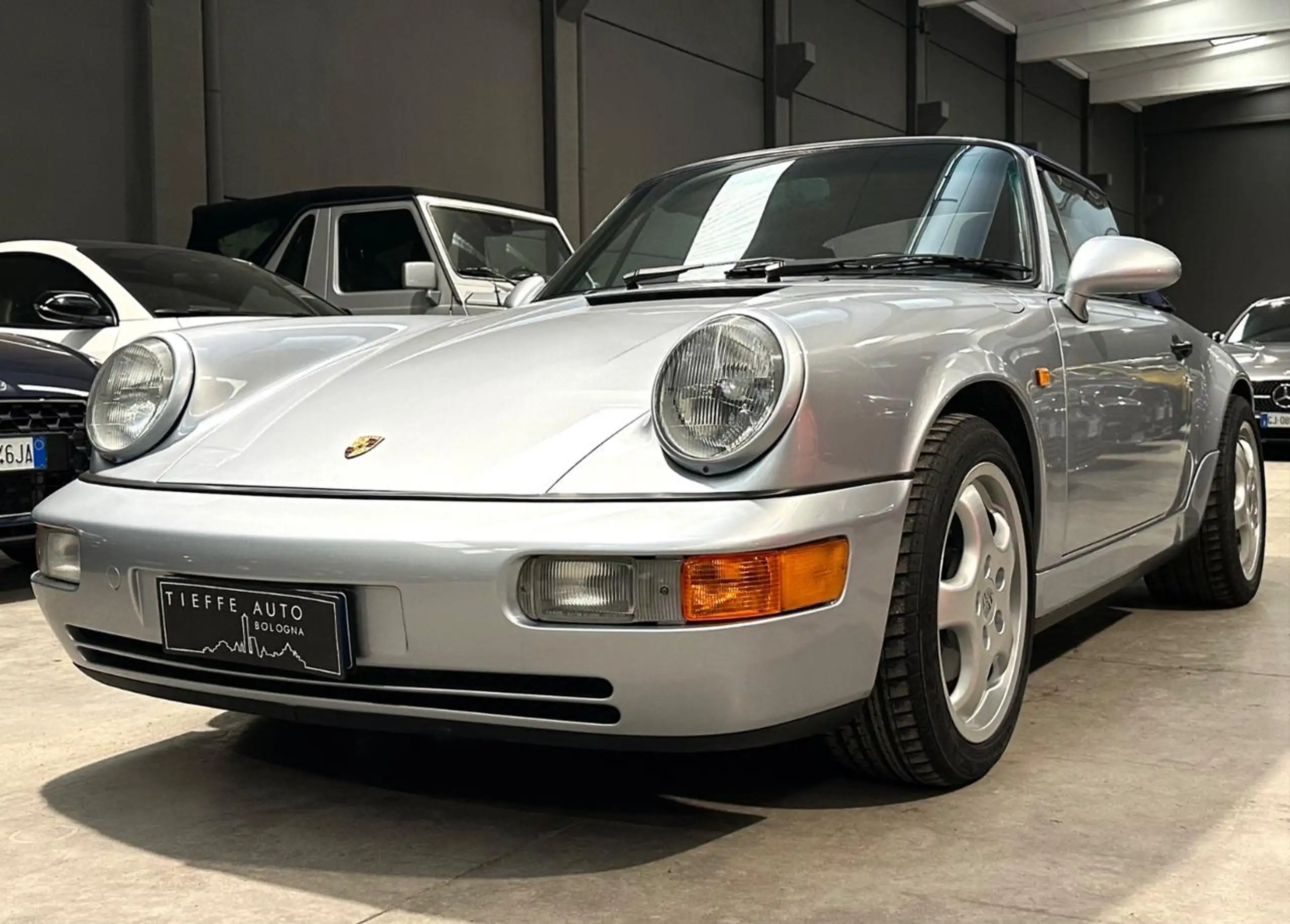 Porsche - 964