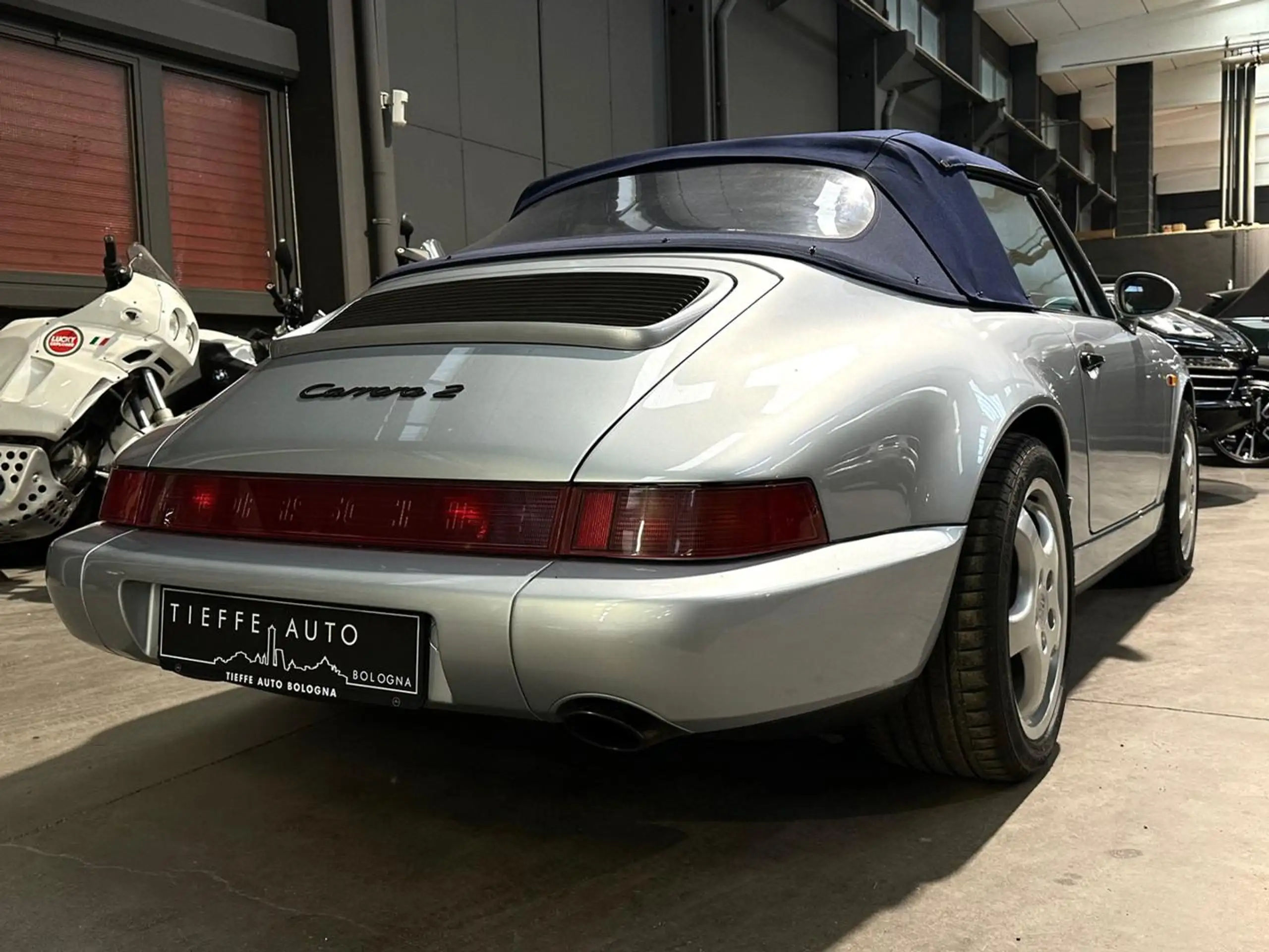 Porsche - 964