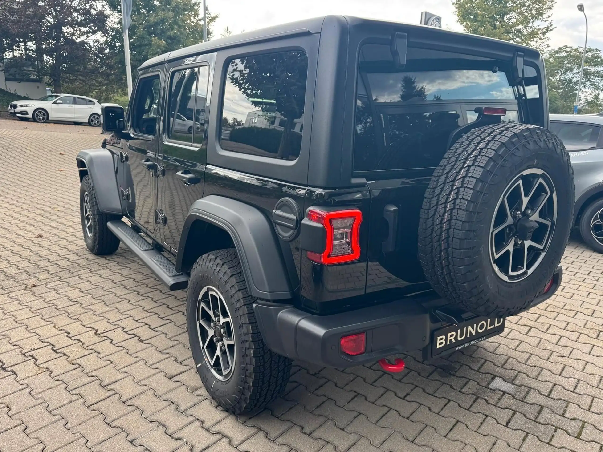 Jeep - Wrangler