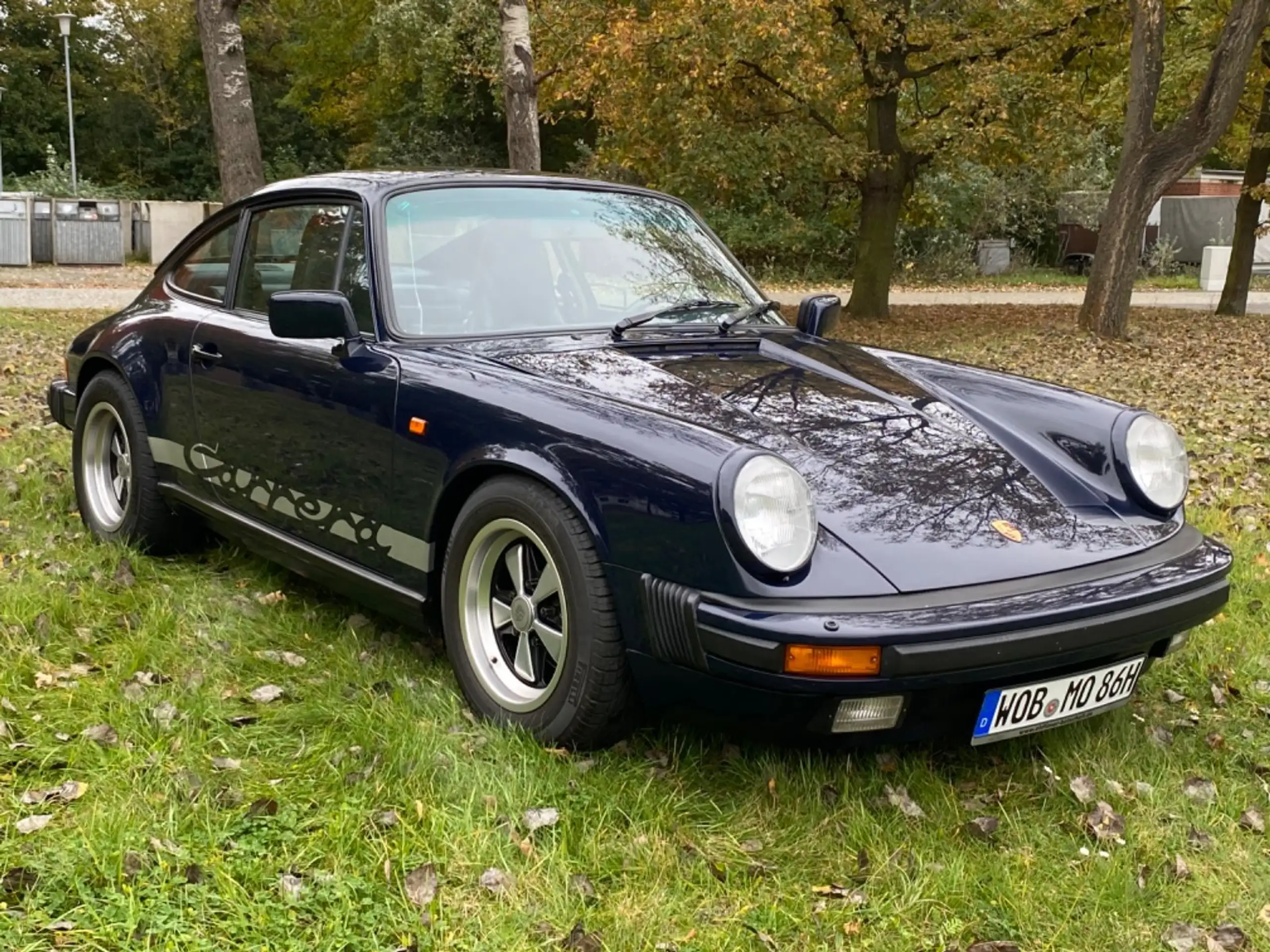 Porsche - 911