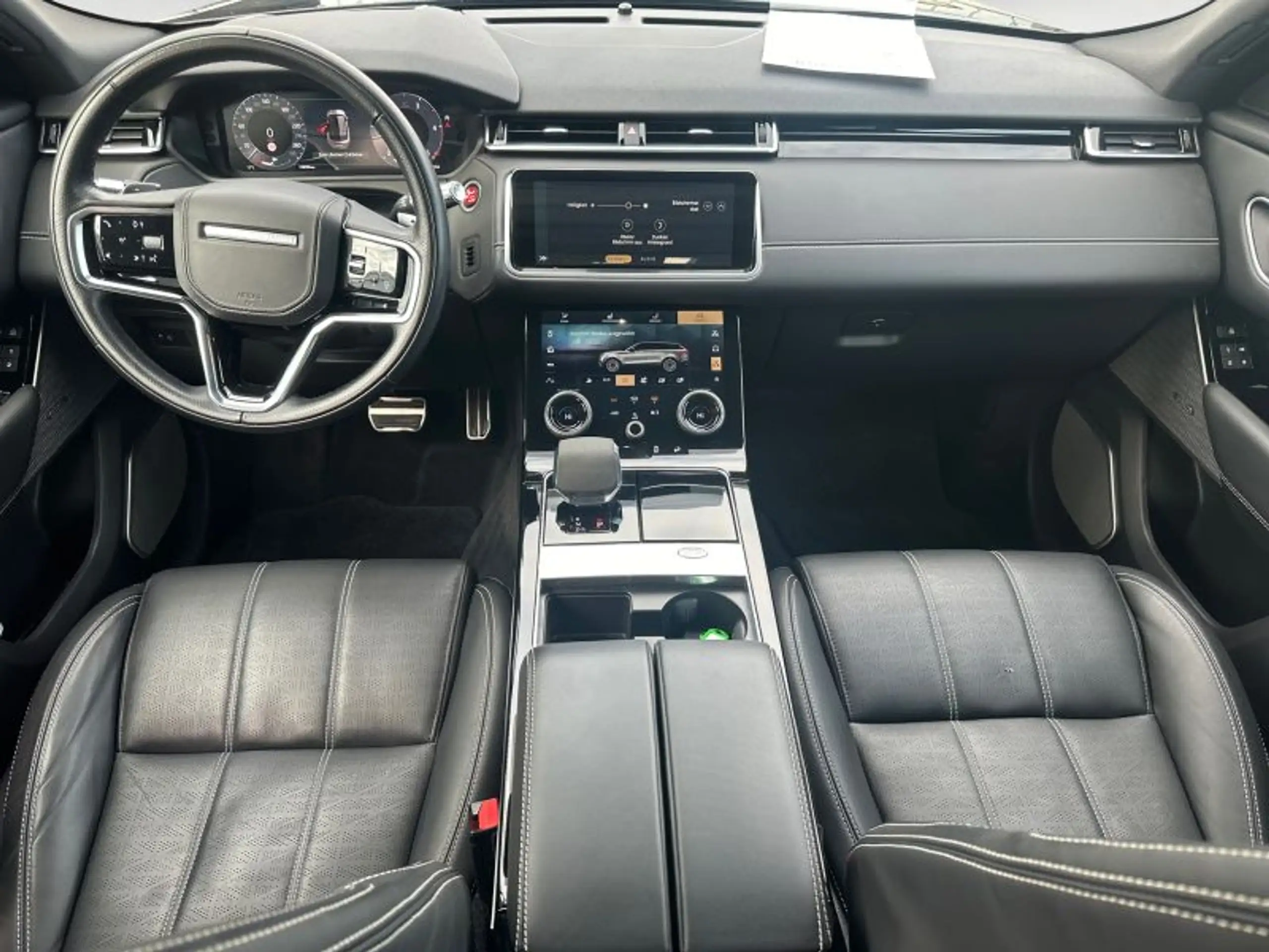 Land Rover - Range Rover Velar