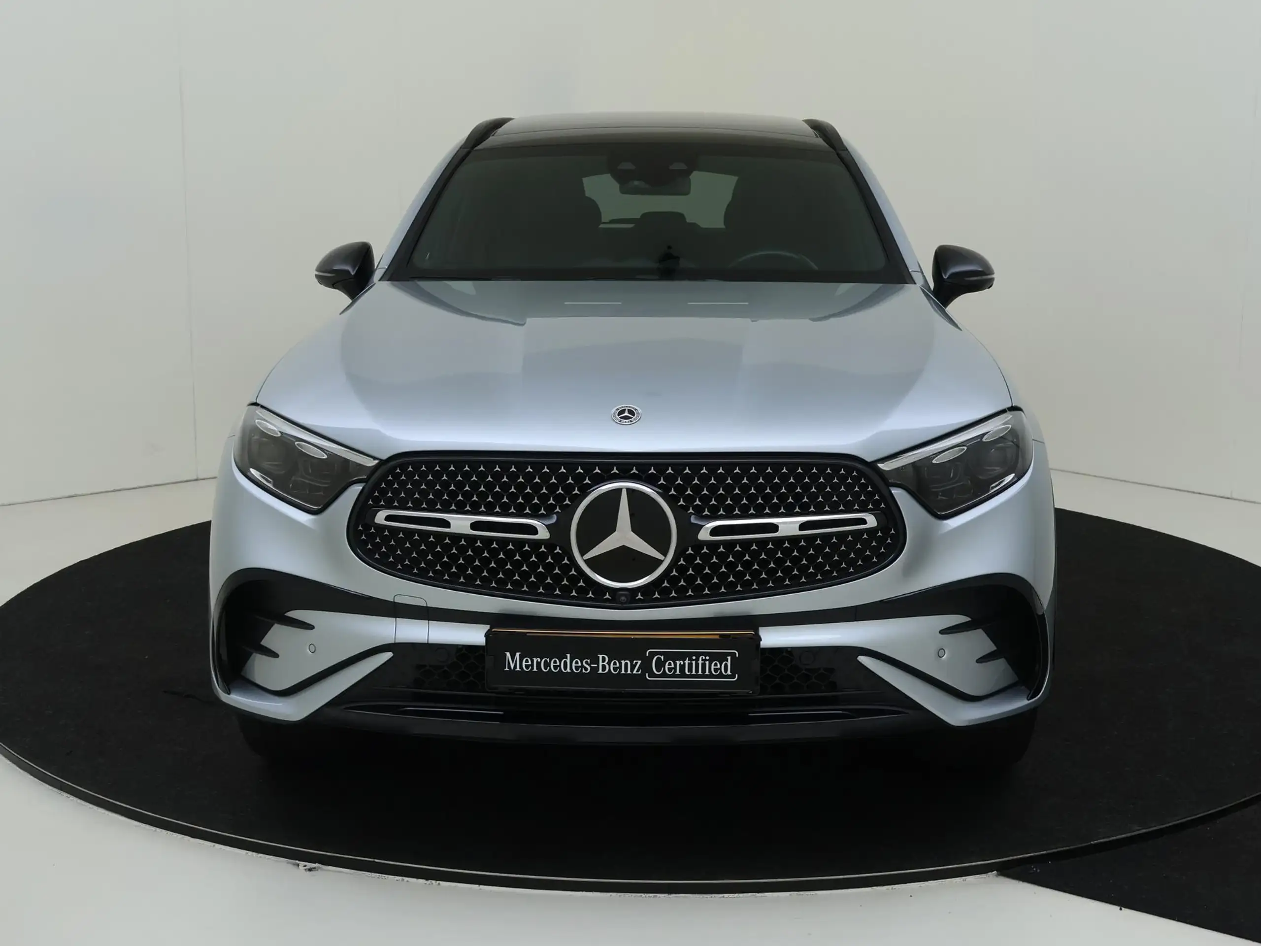 Mercedes-Benz - GLC 300