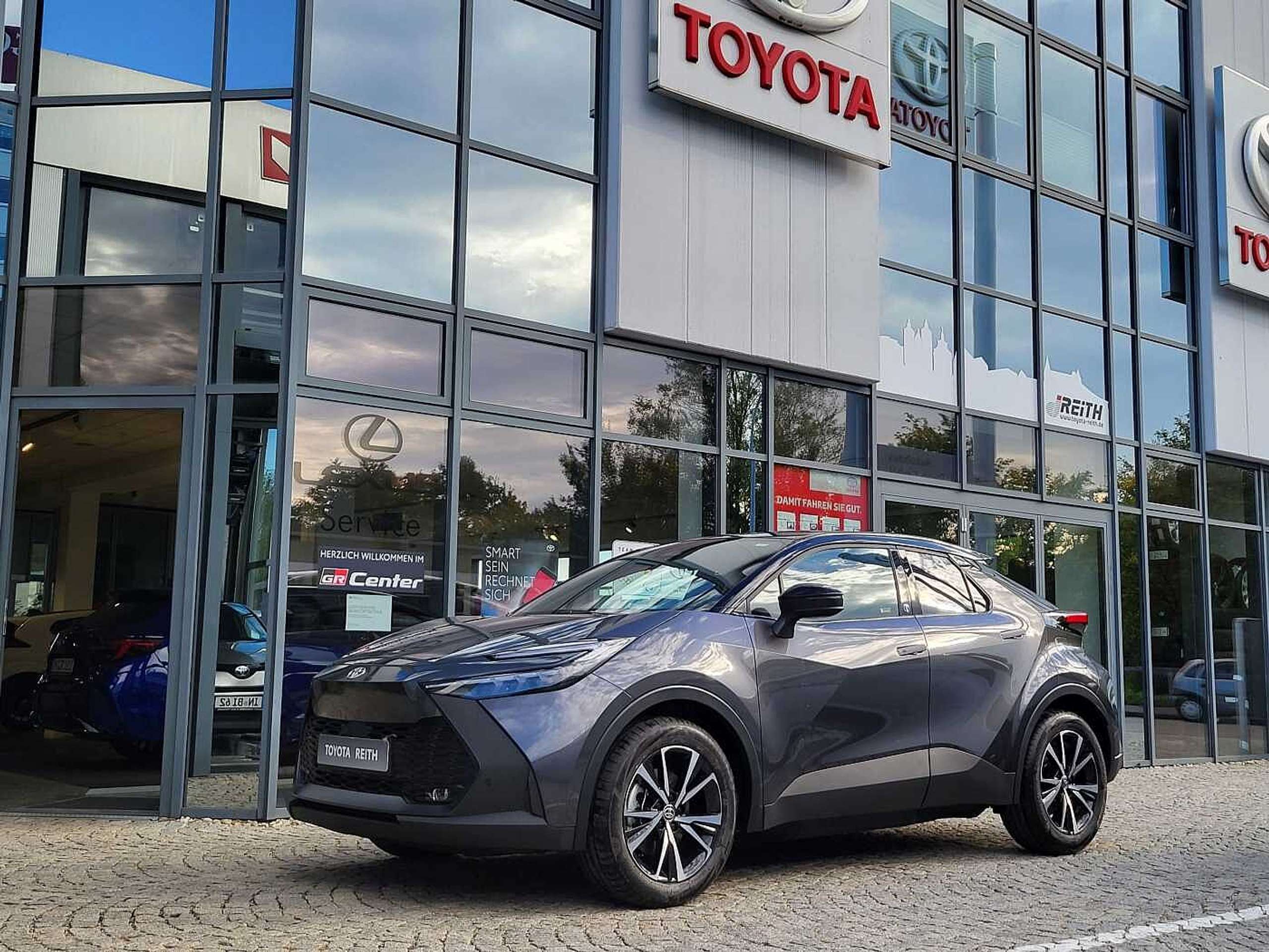 Toyota - C-HR