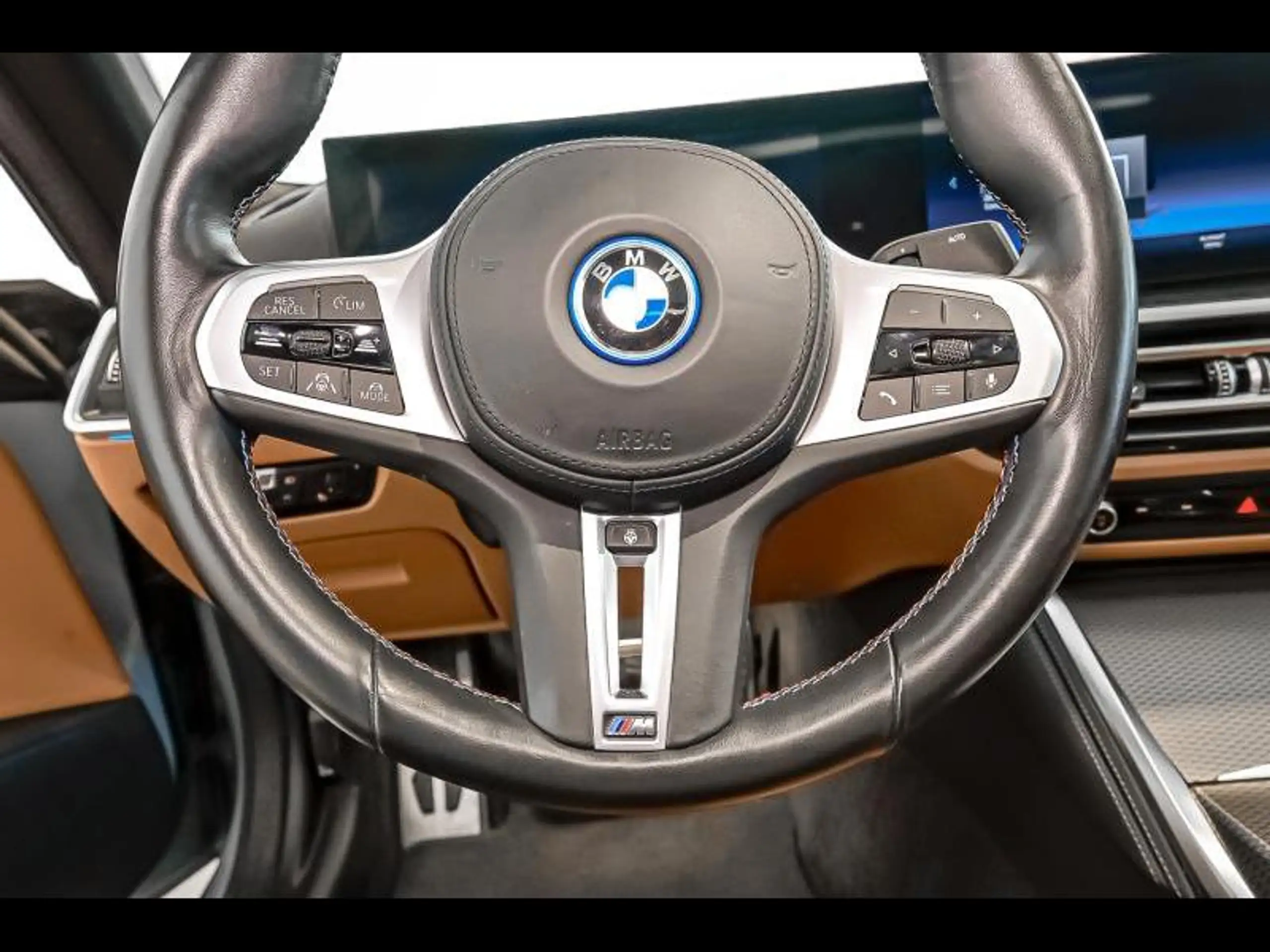 BMW - i4