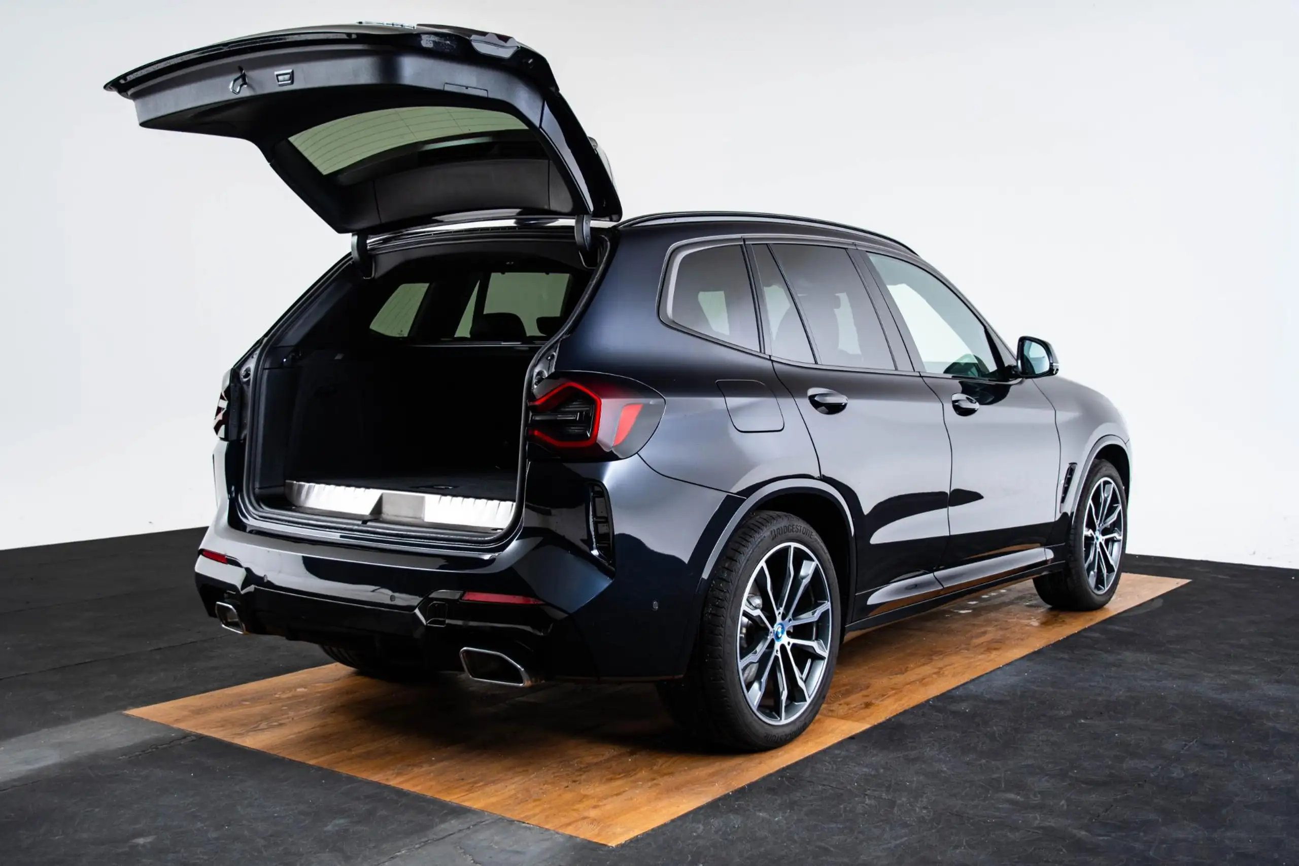 BMW - X3