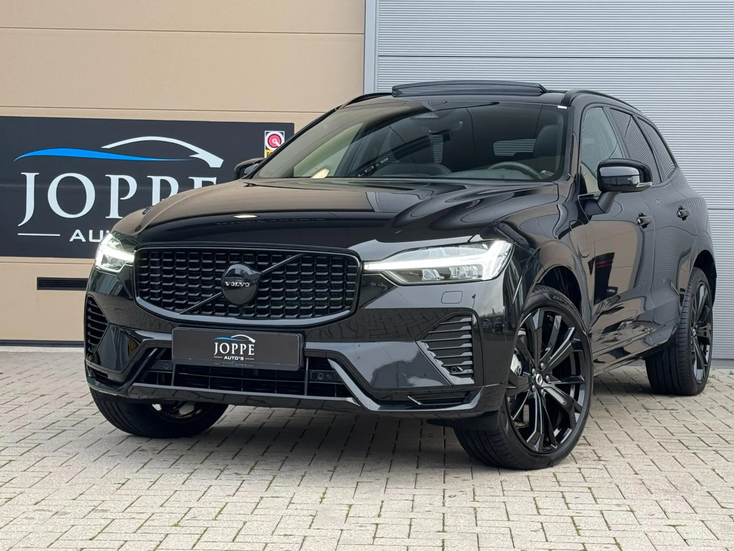 Volvo - XC60