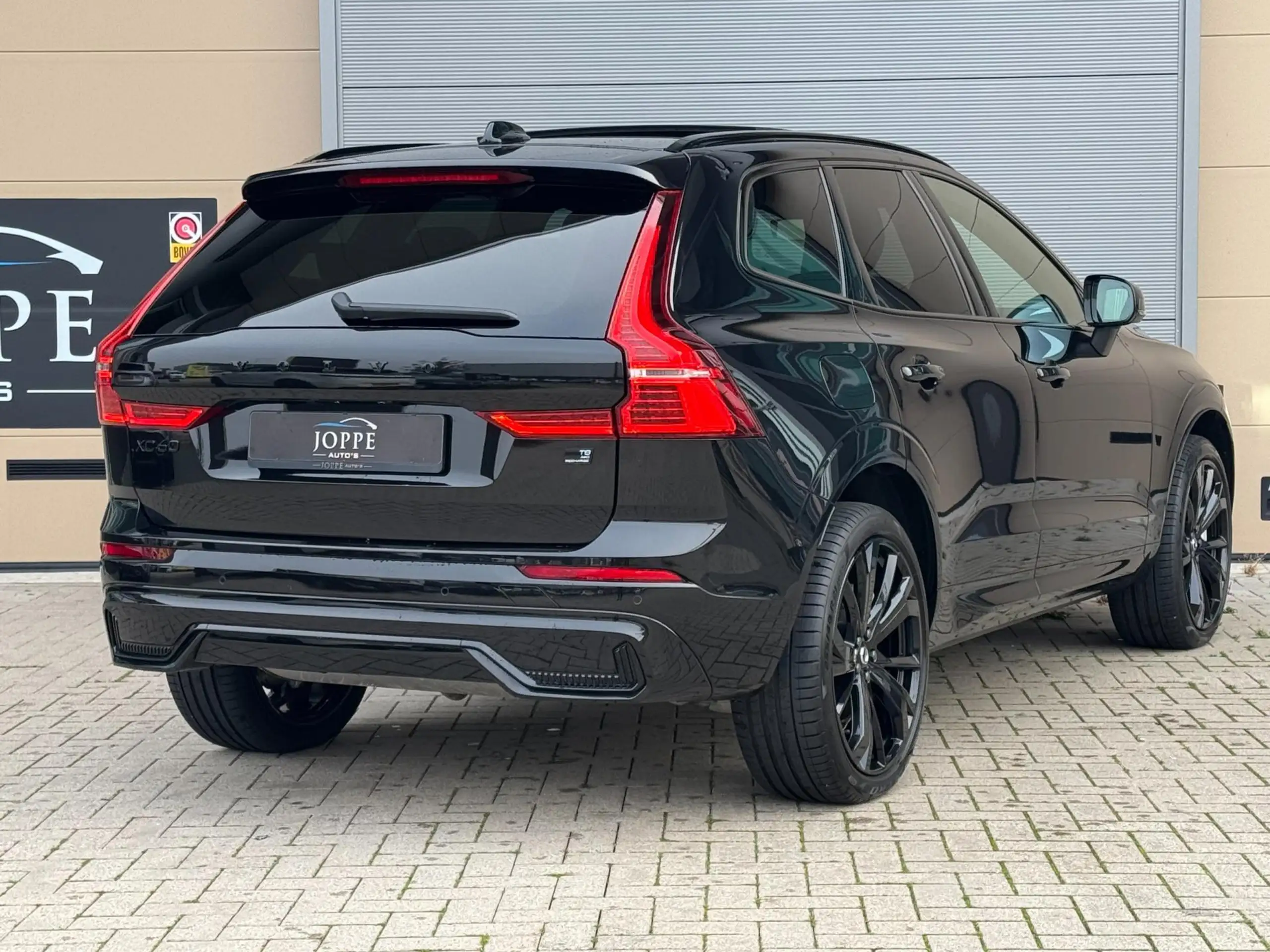 Volvo - XC60