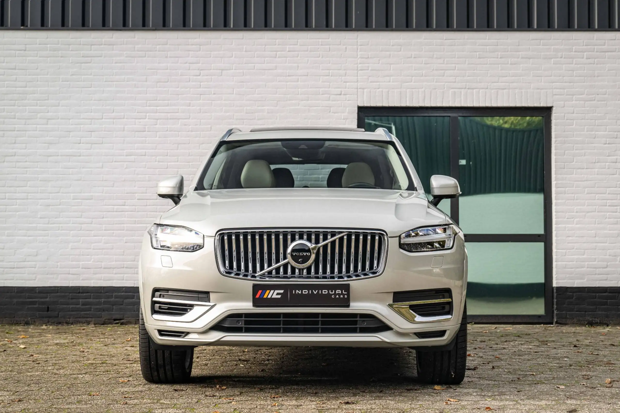 Volvo - XC90