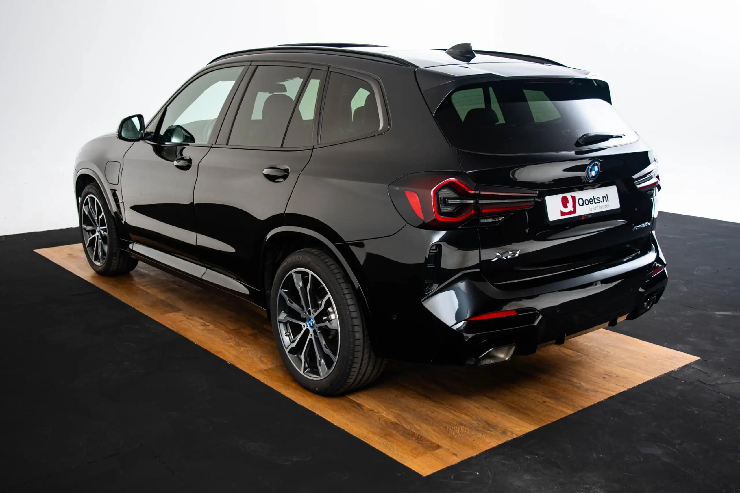 BMW - X3