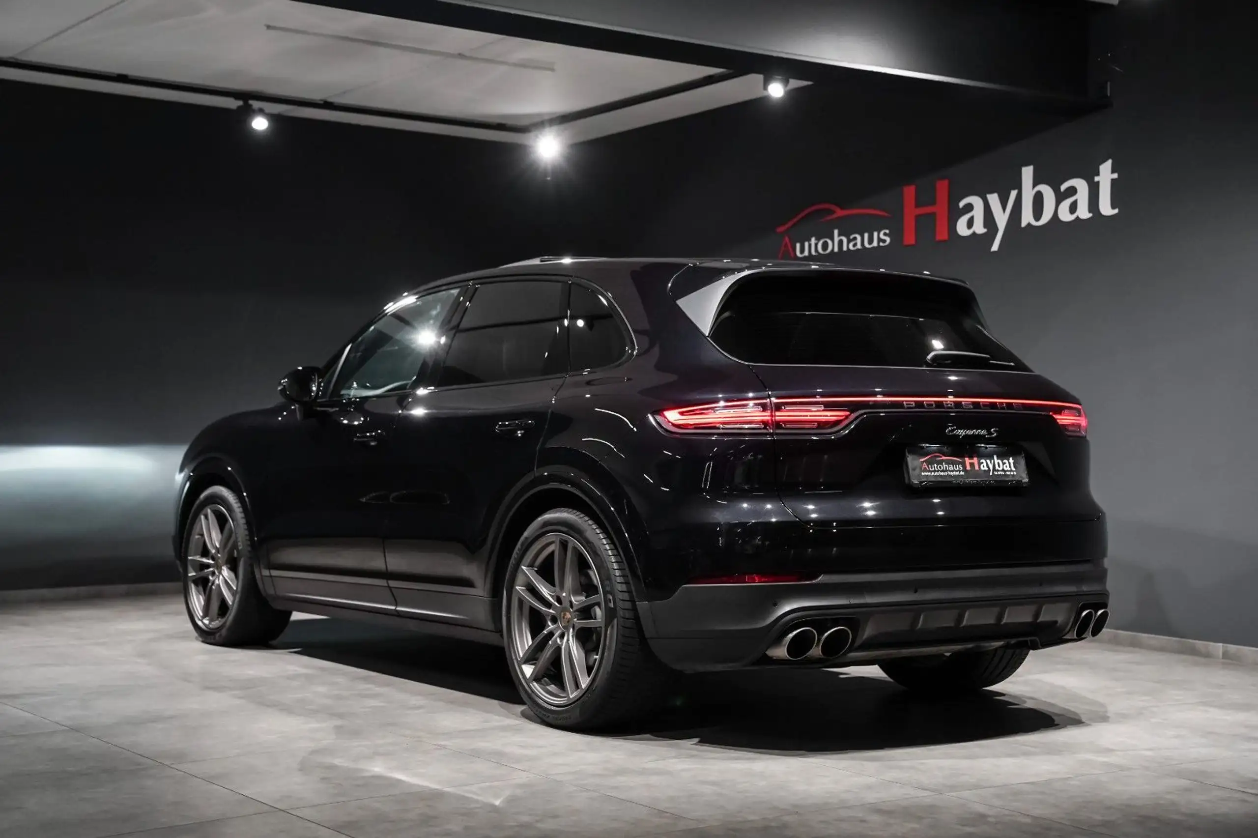 Porsche - Cayenne