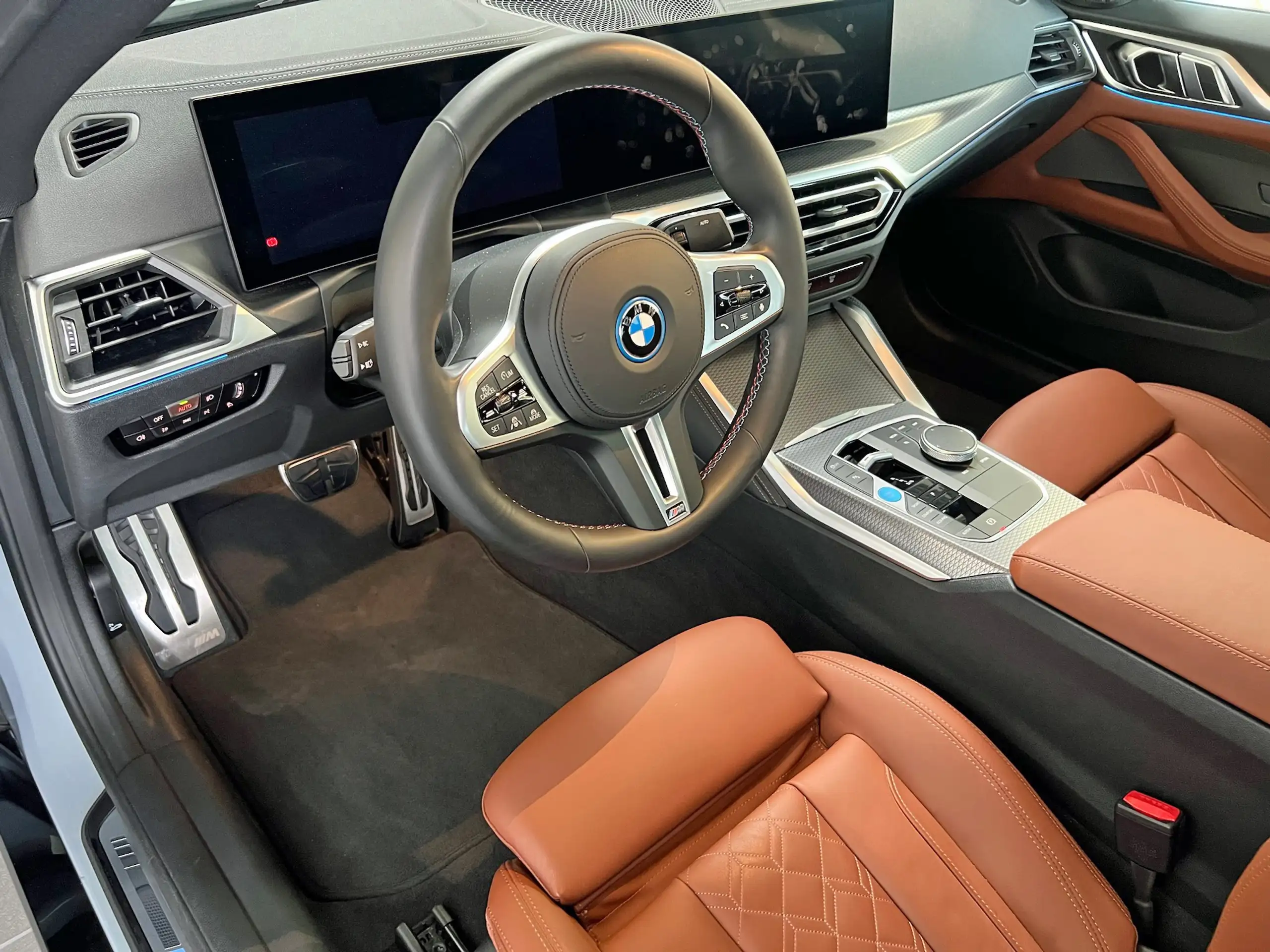 BMW - i4