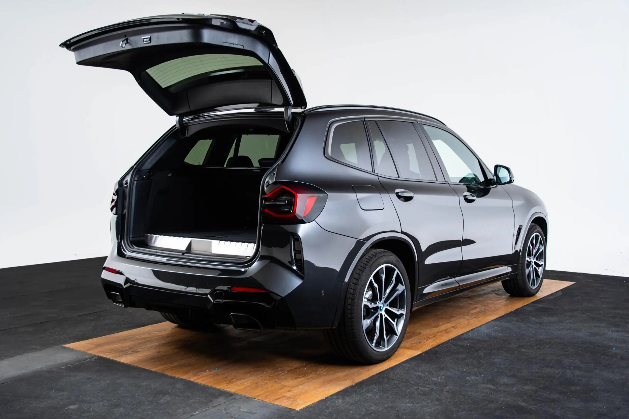 BMW - X3