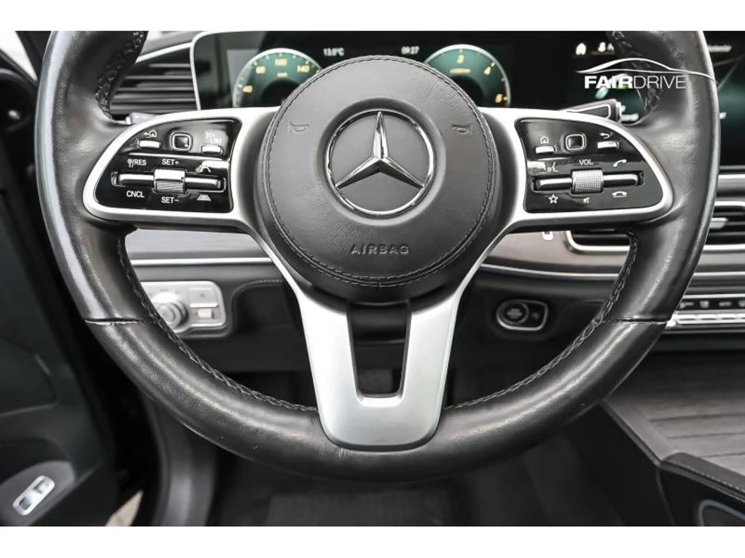 Mercedes-Benz - GLE 350