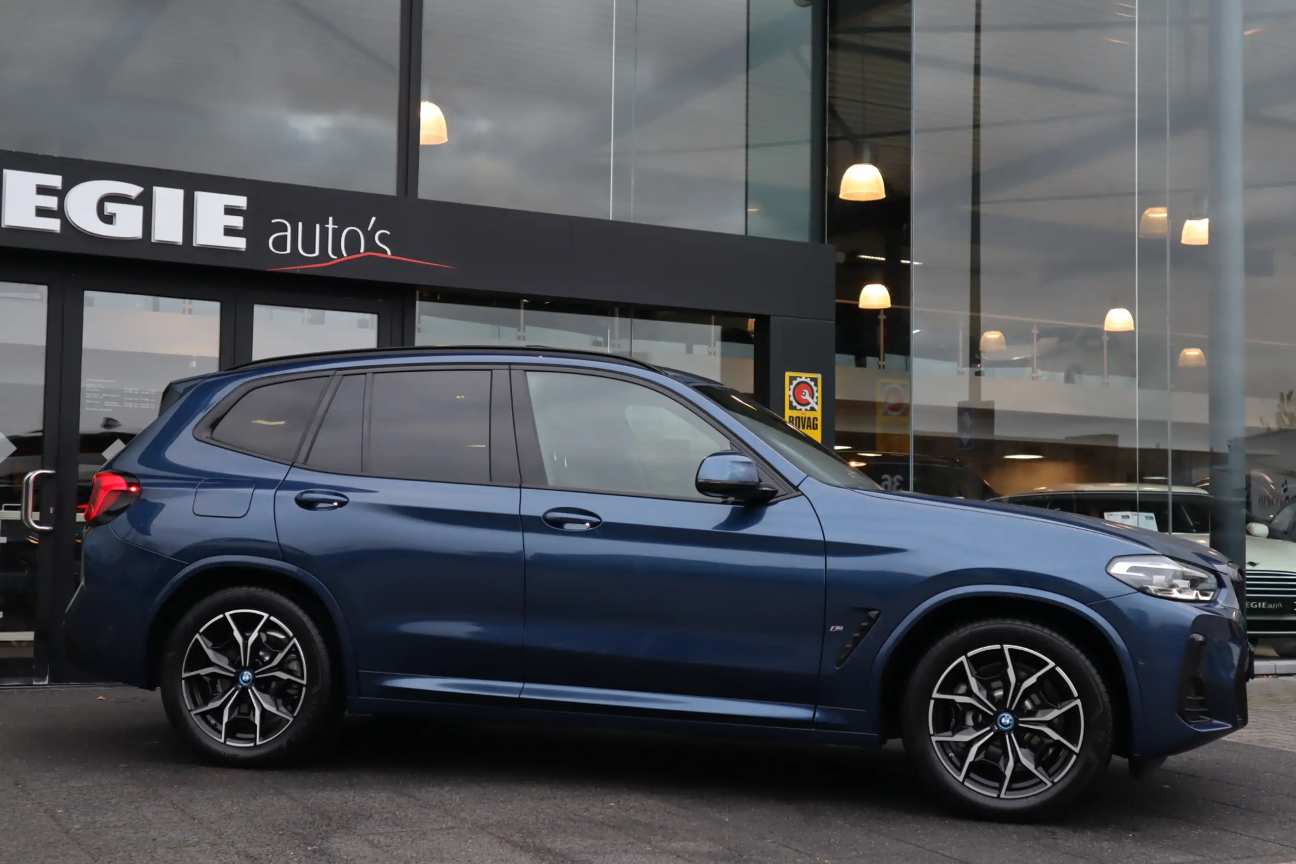 BMW - X3