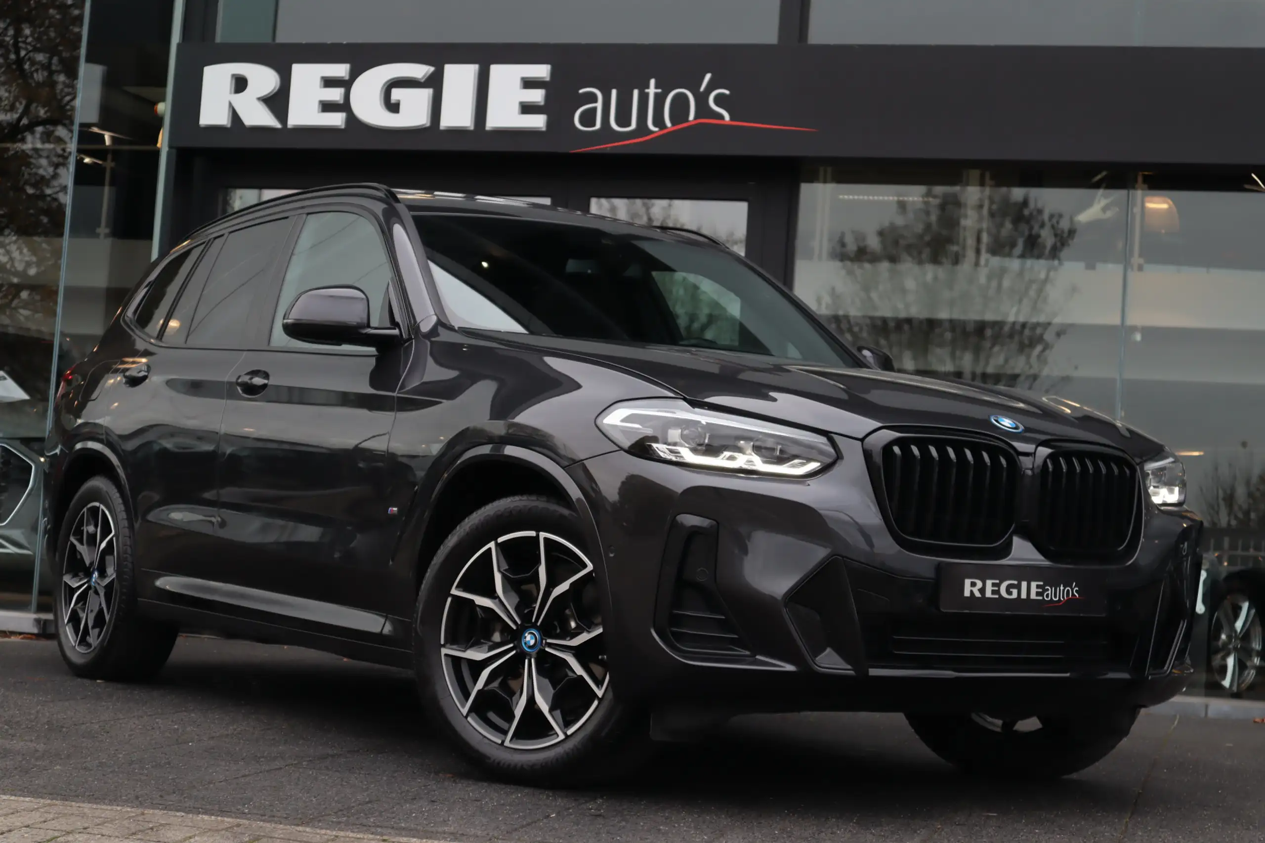 BMW - X3