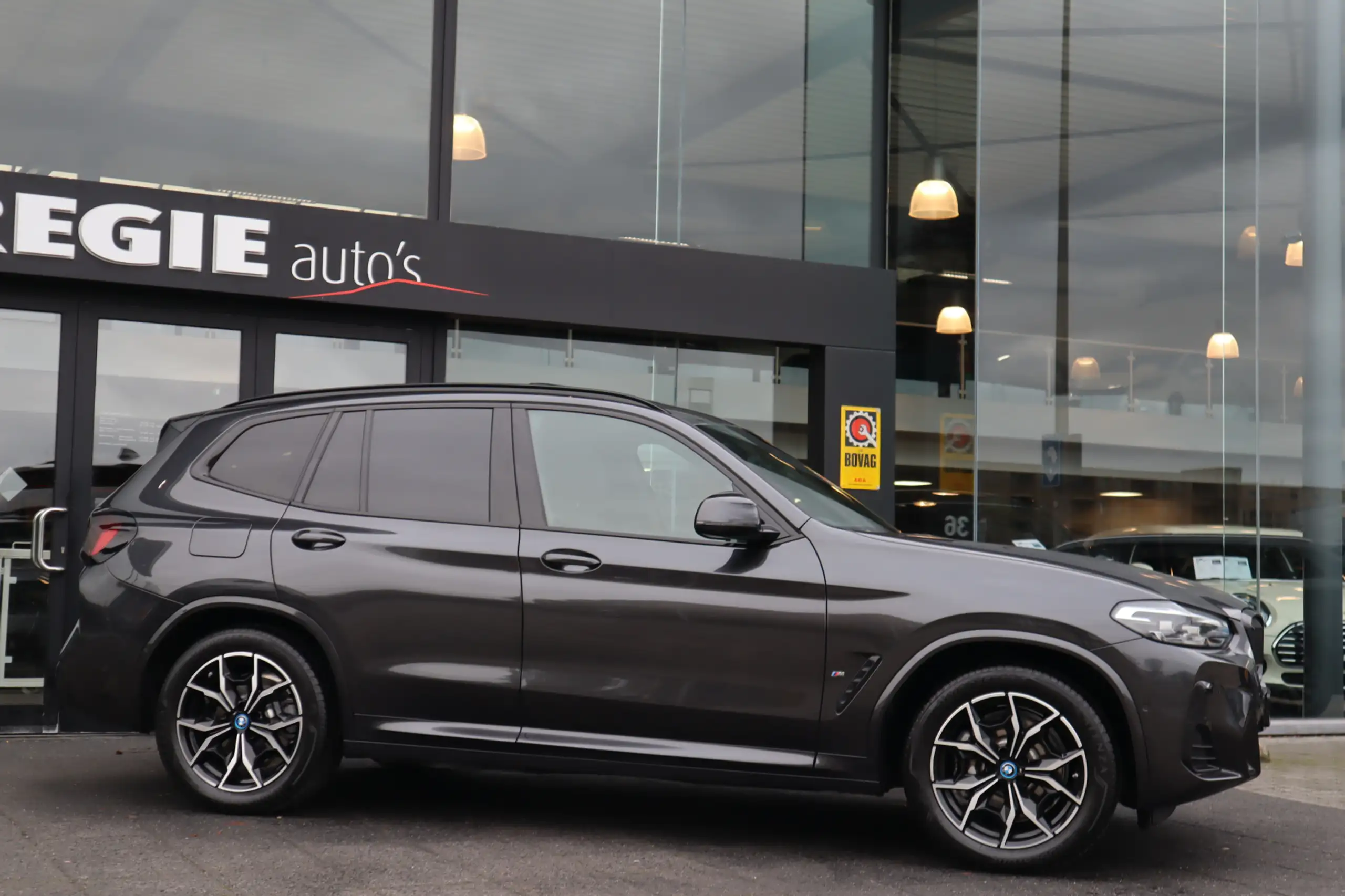 BMW - X3