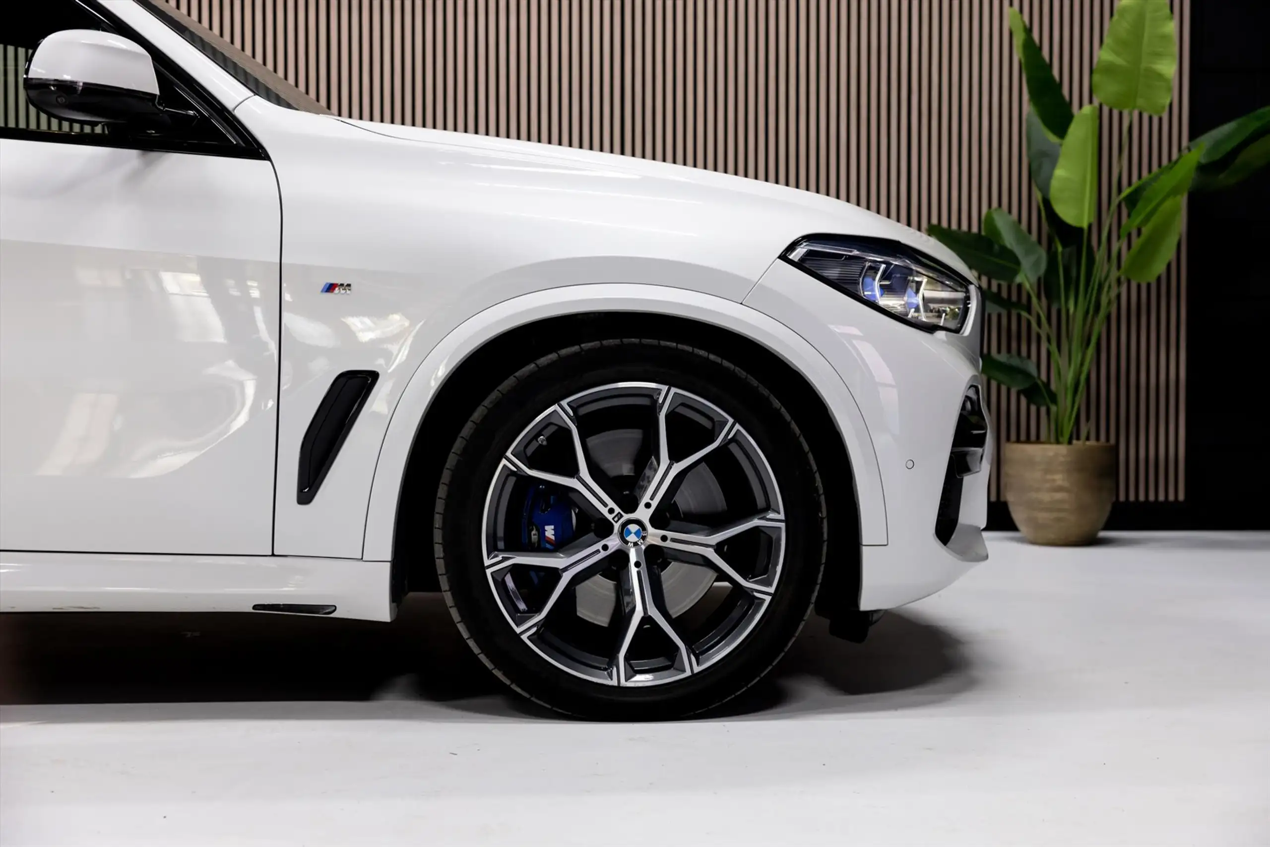 BMW - X5