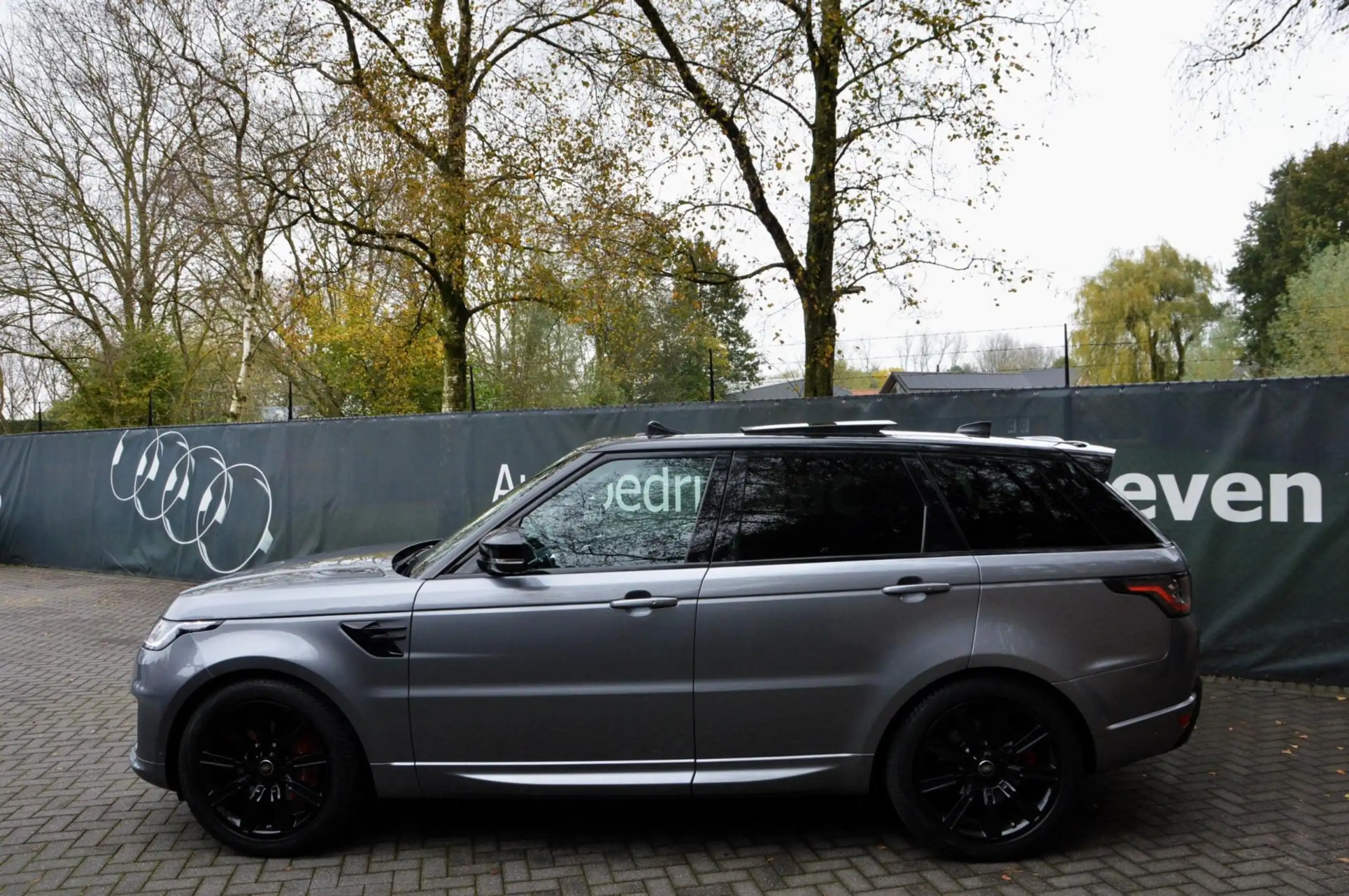 Land Rover - Range Rover Sport