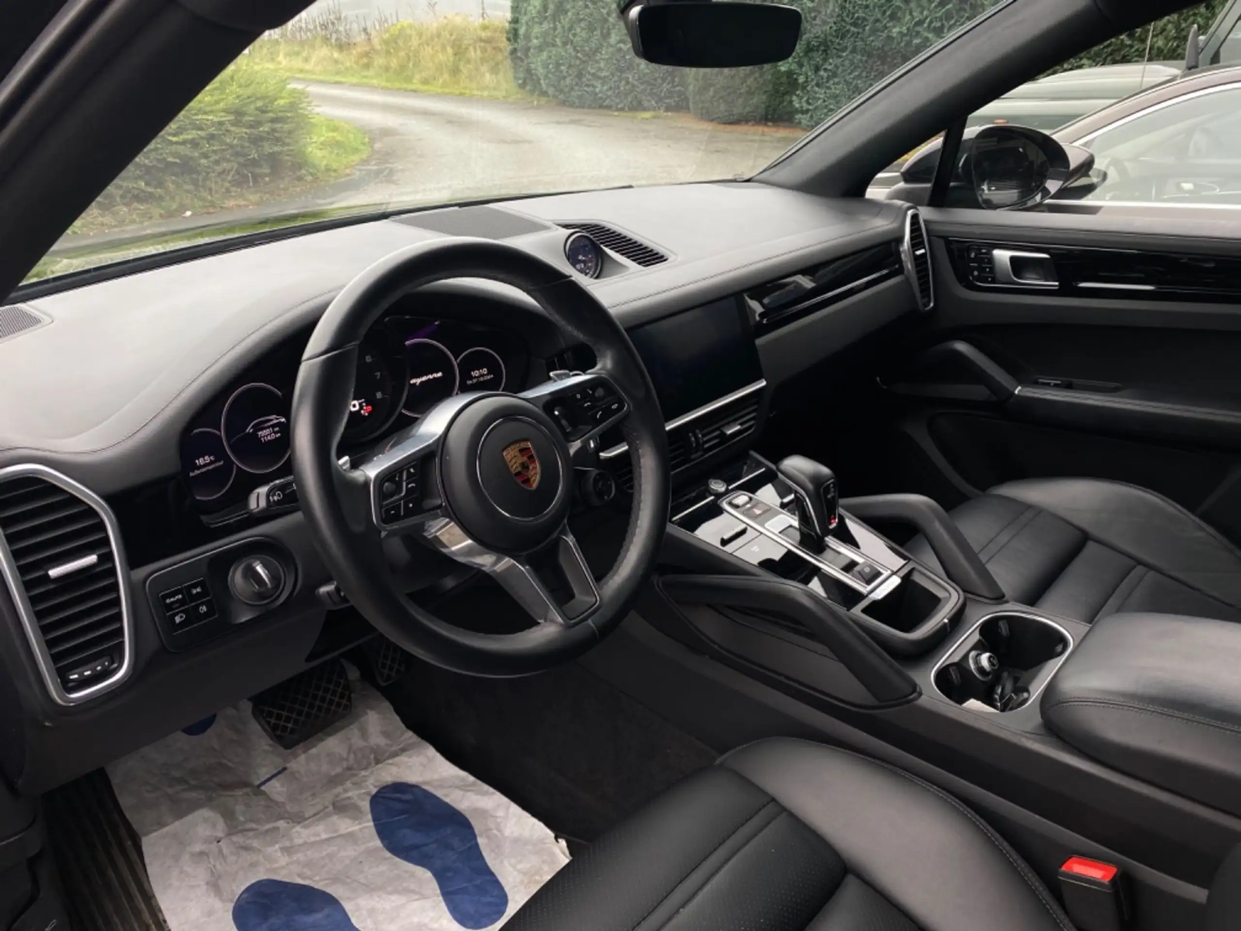 Porsche - Cayenne