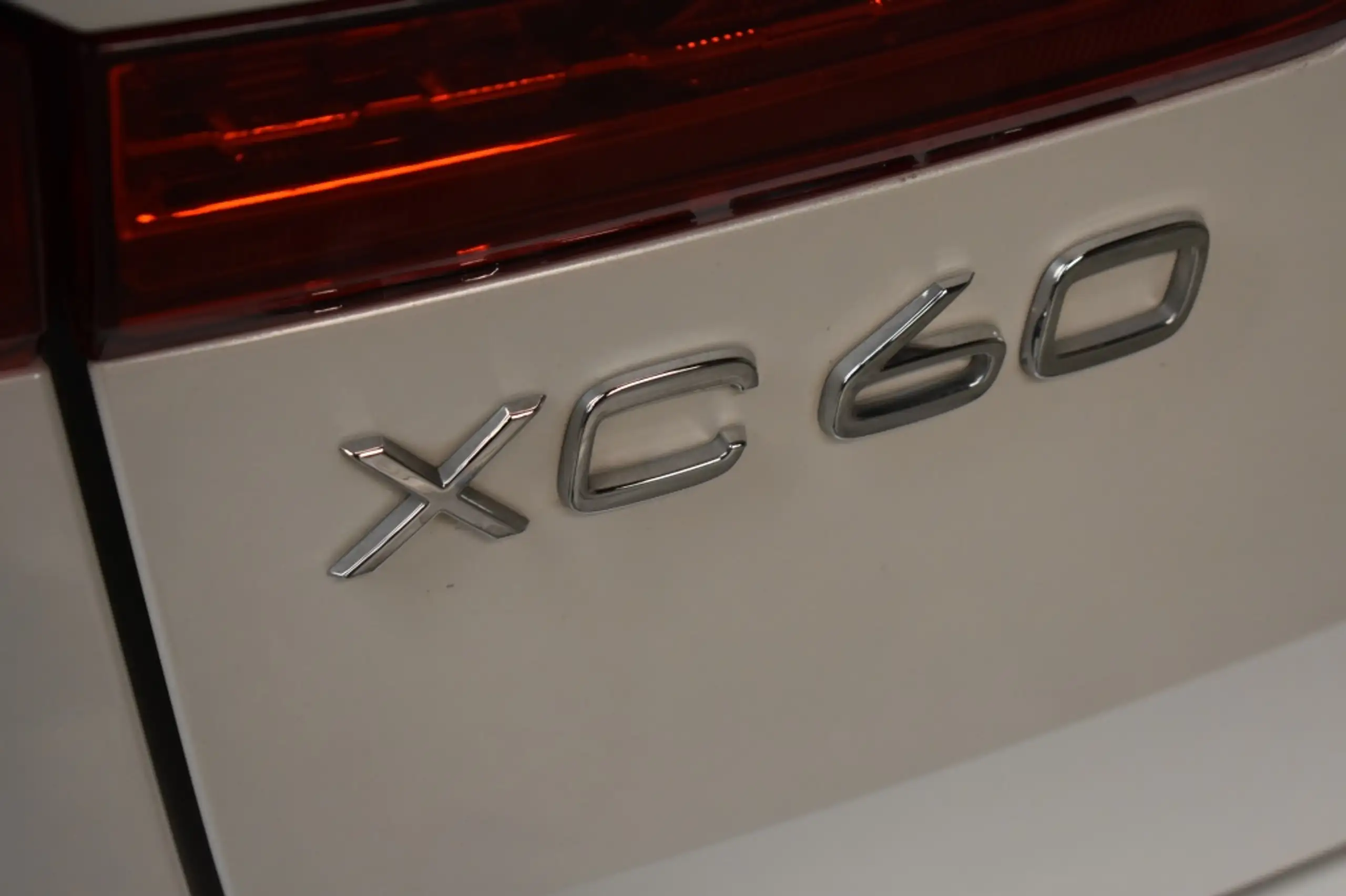 Volvo - XC60