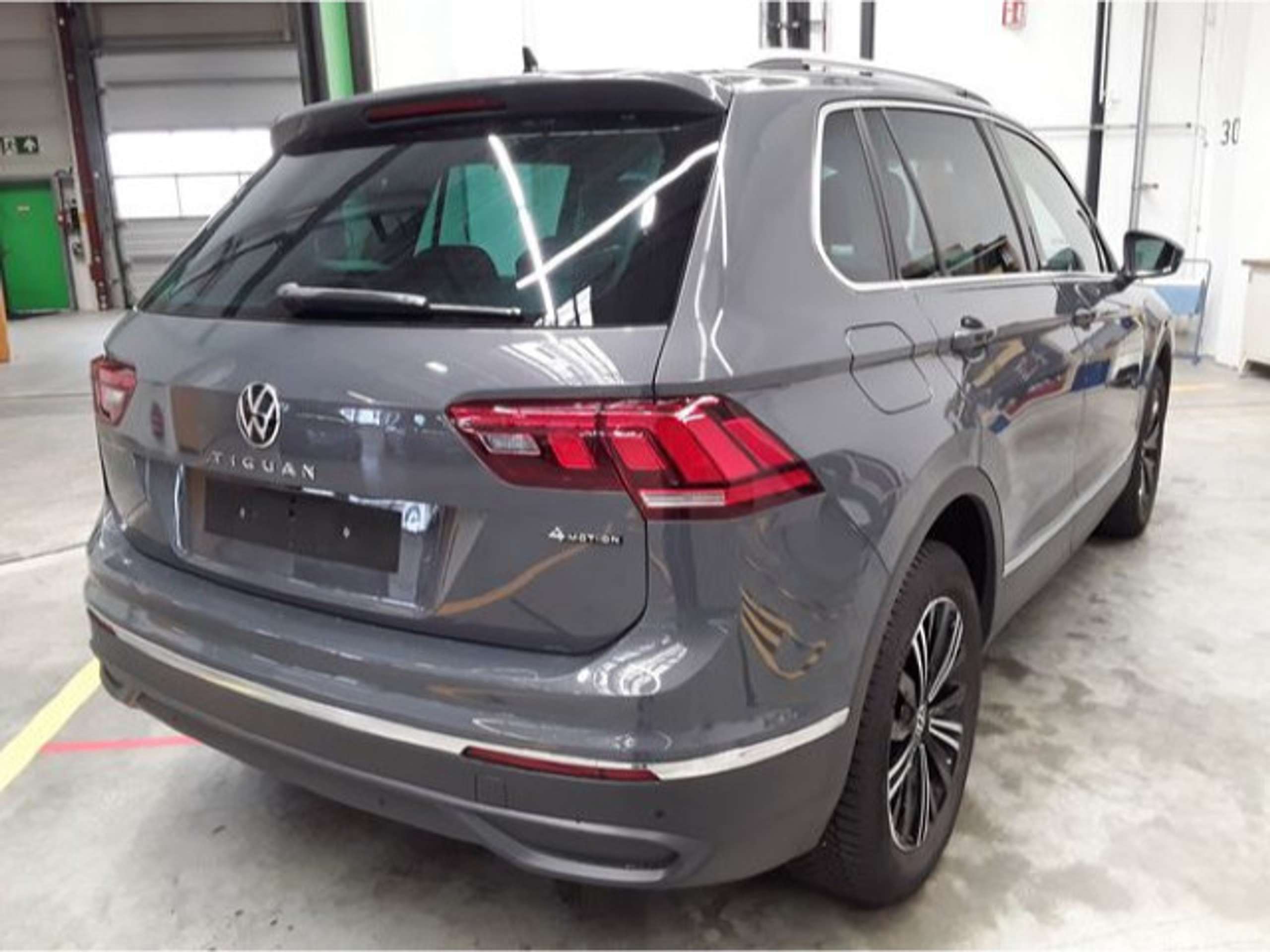 Volkswagen - Tiguan