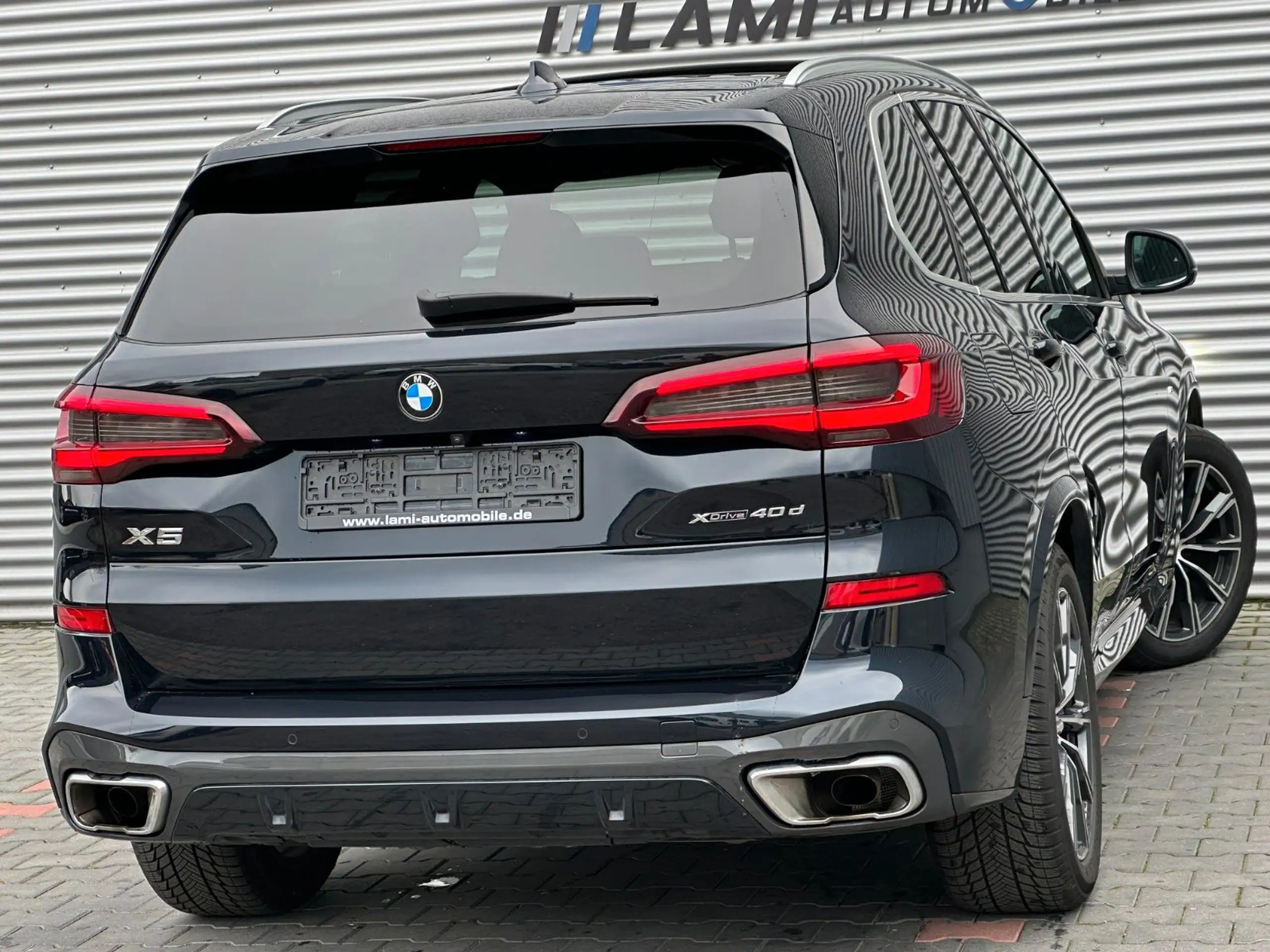 BMW - X5