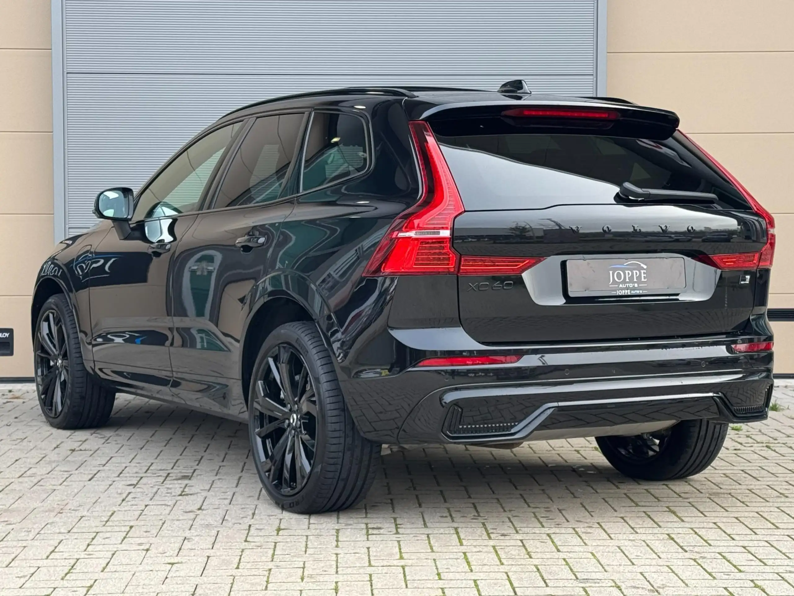 Volvo - XC60