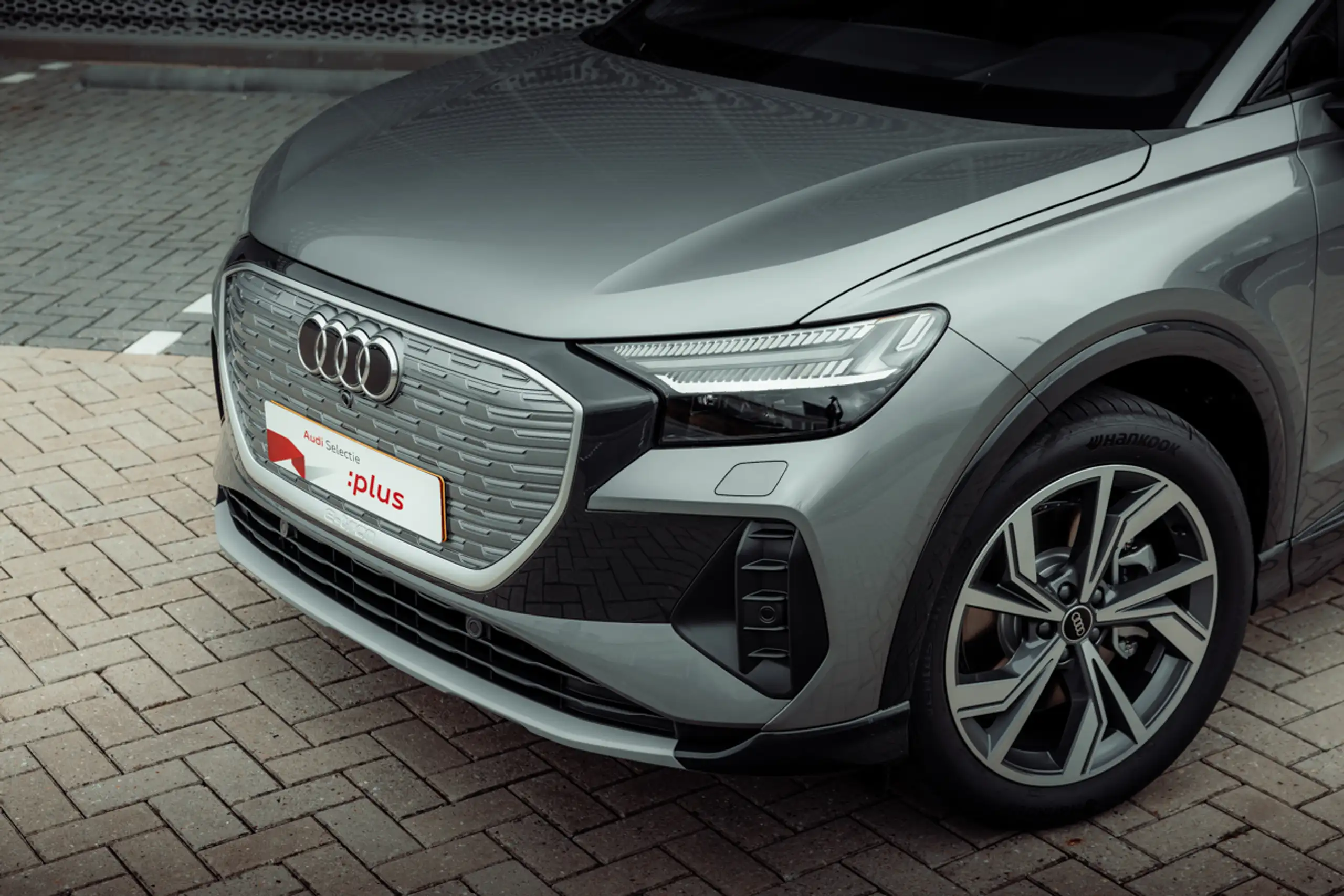 Audi - Q4 e-tron