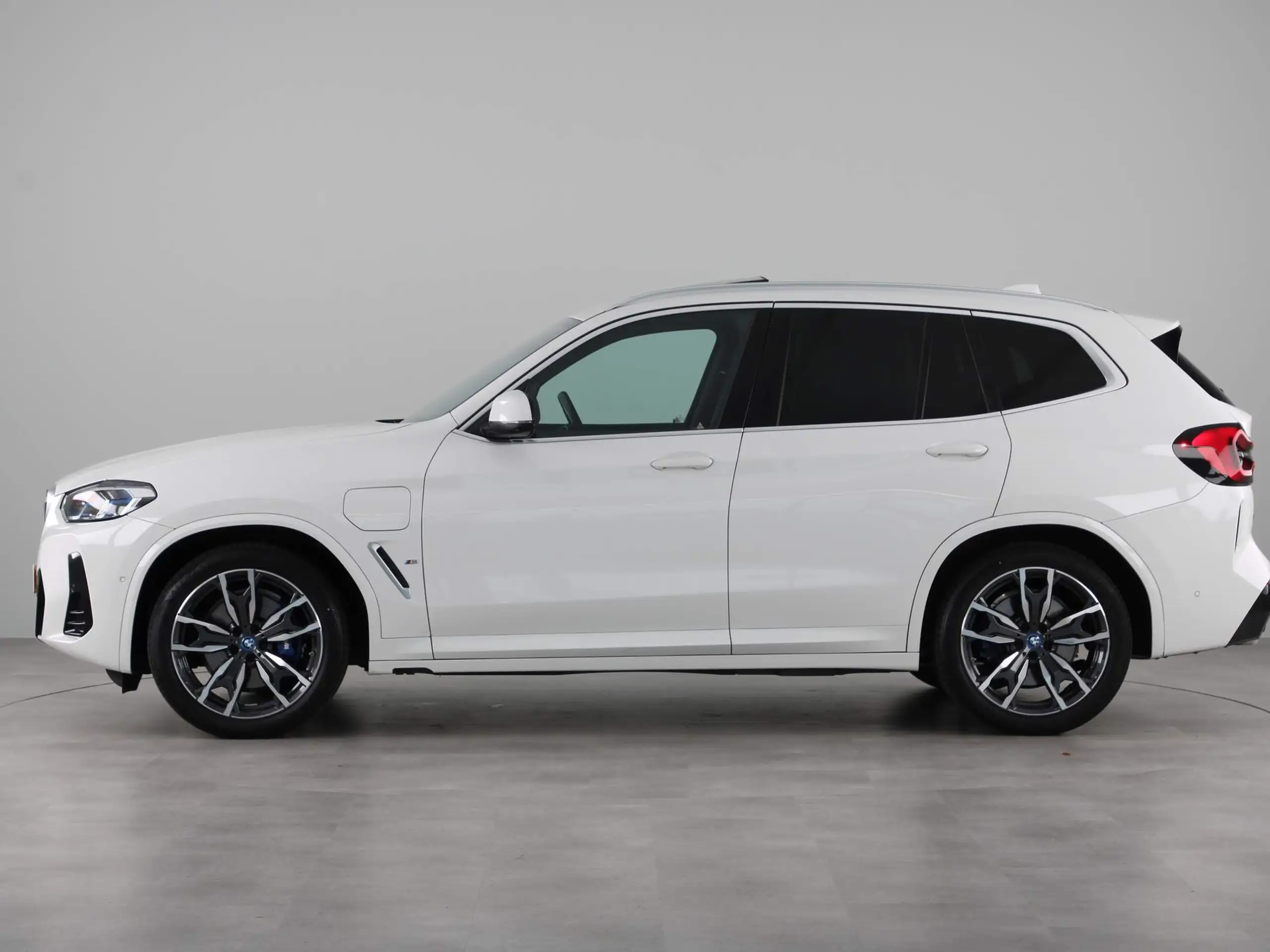 BMW - X3