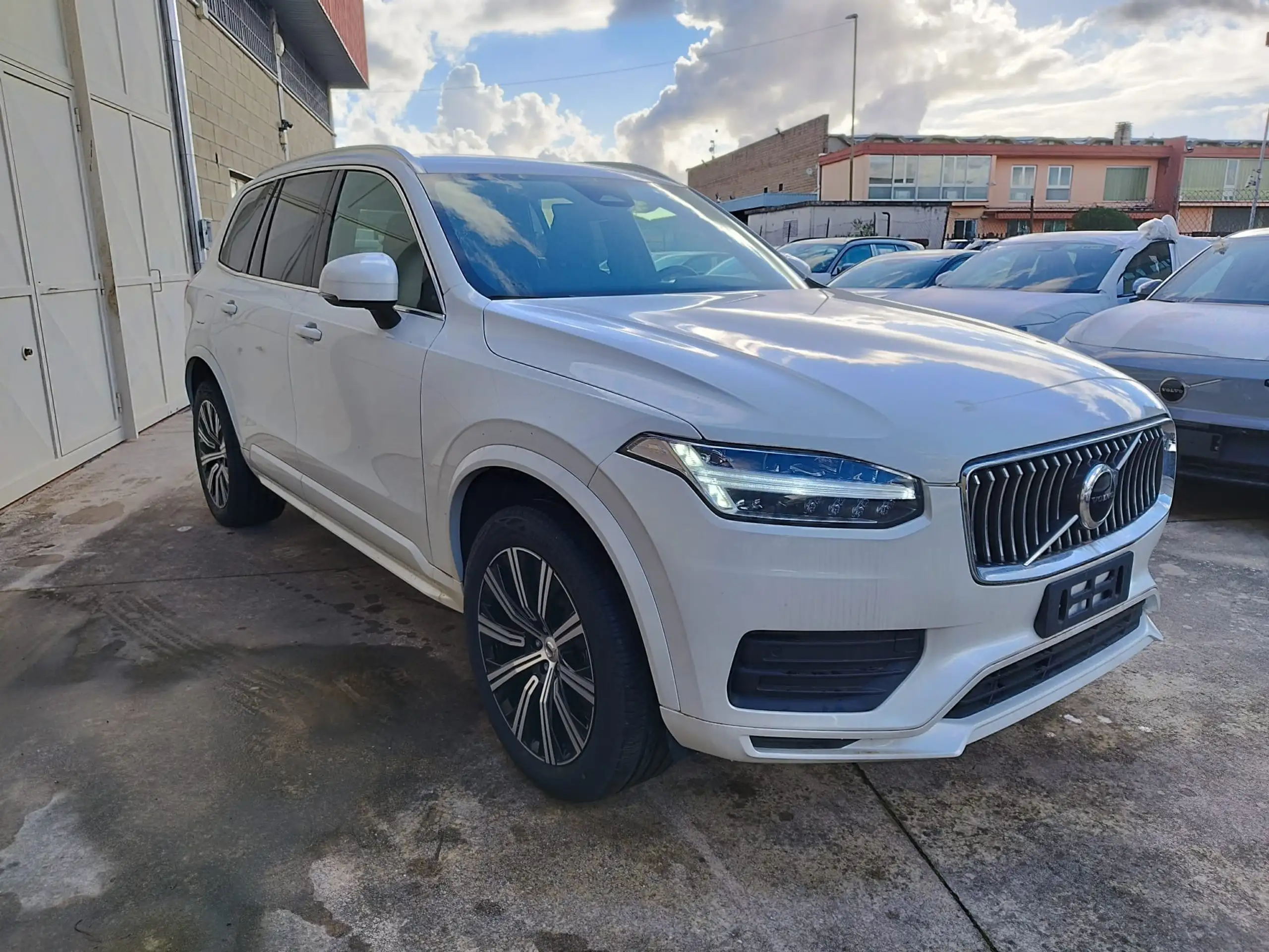 Volvo - XC90