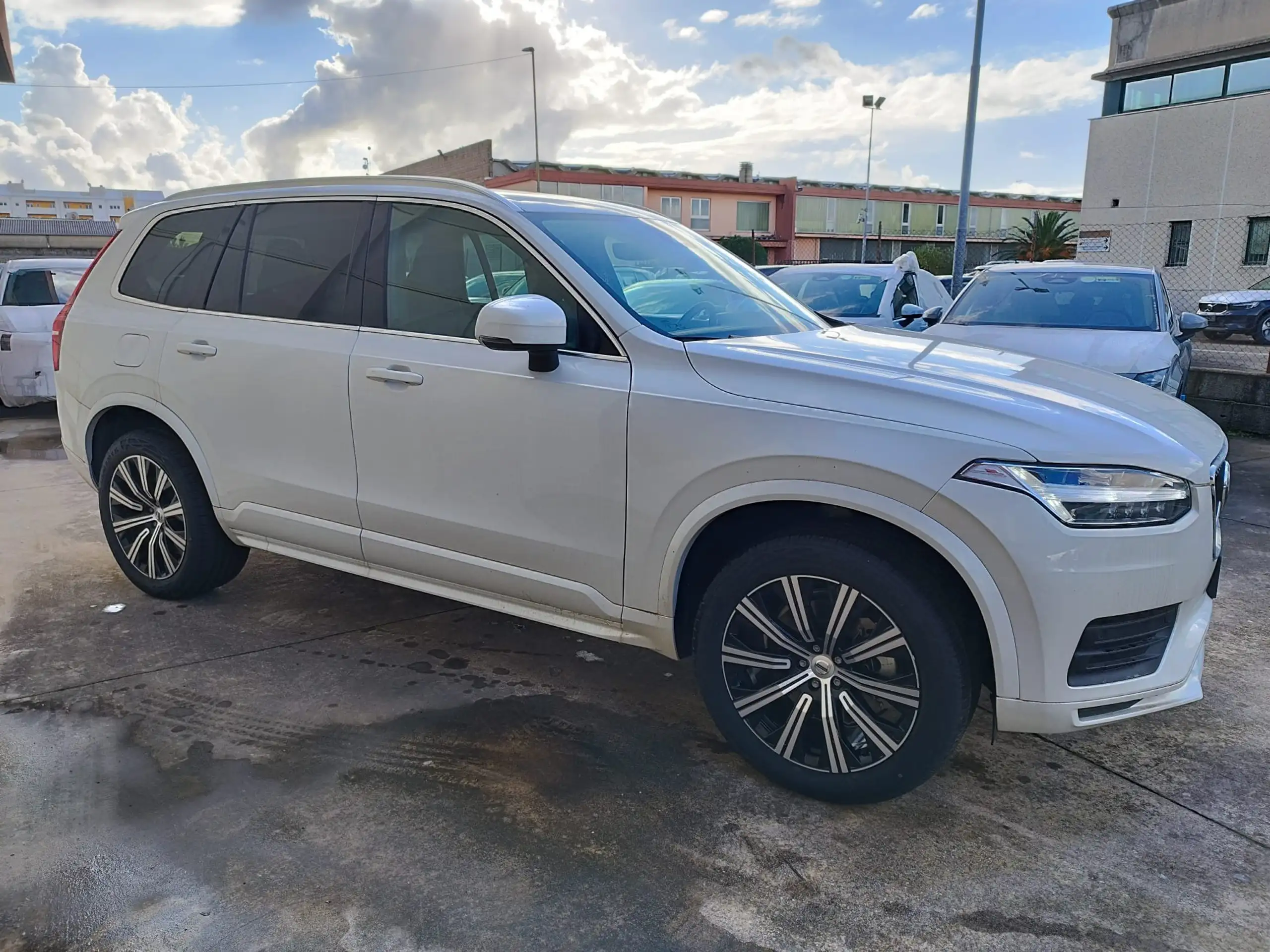 Volvo - XC90