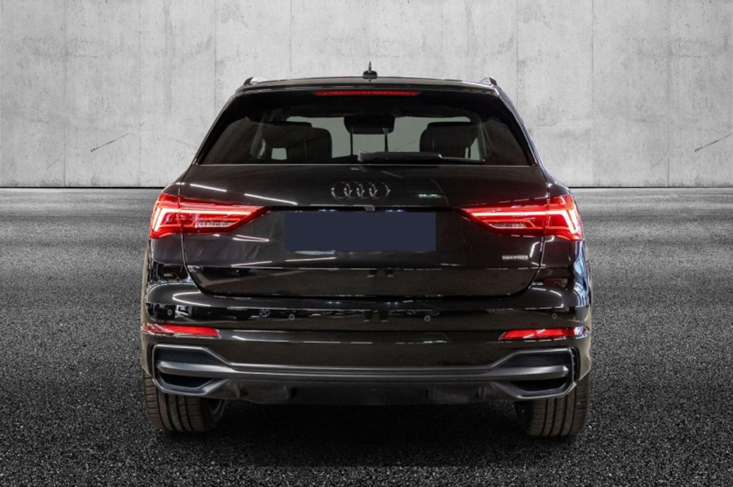 Audi - Q3