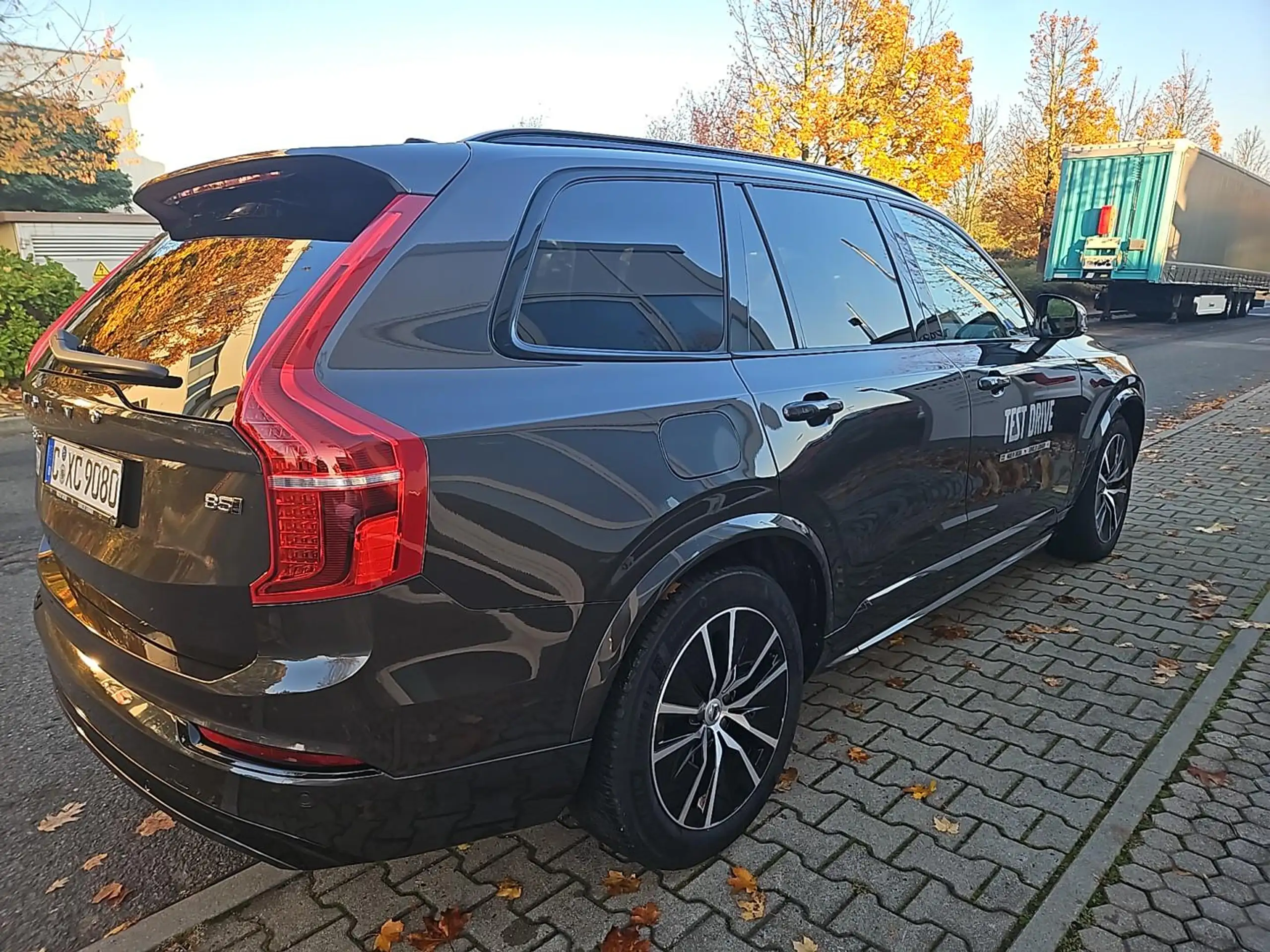 Volvo - XC90