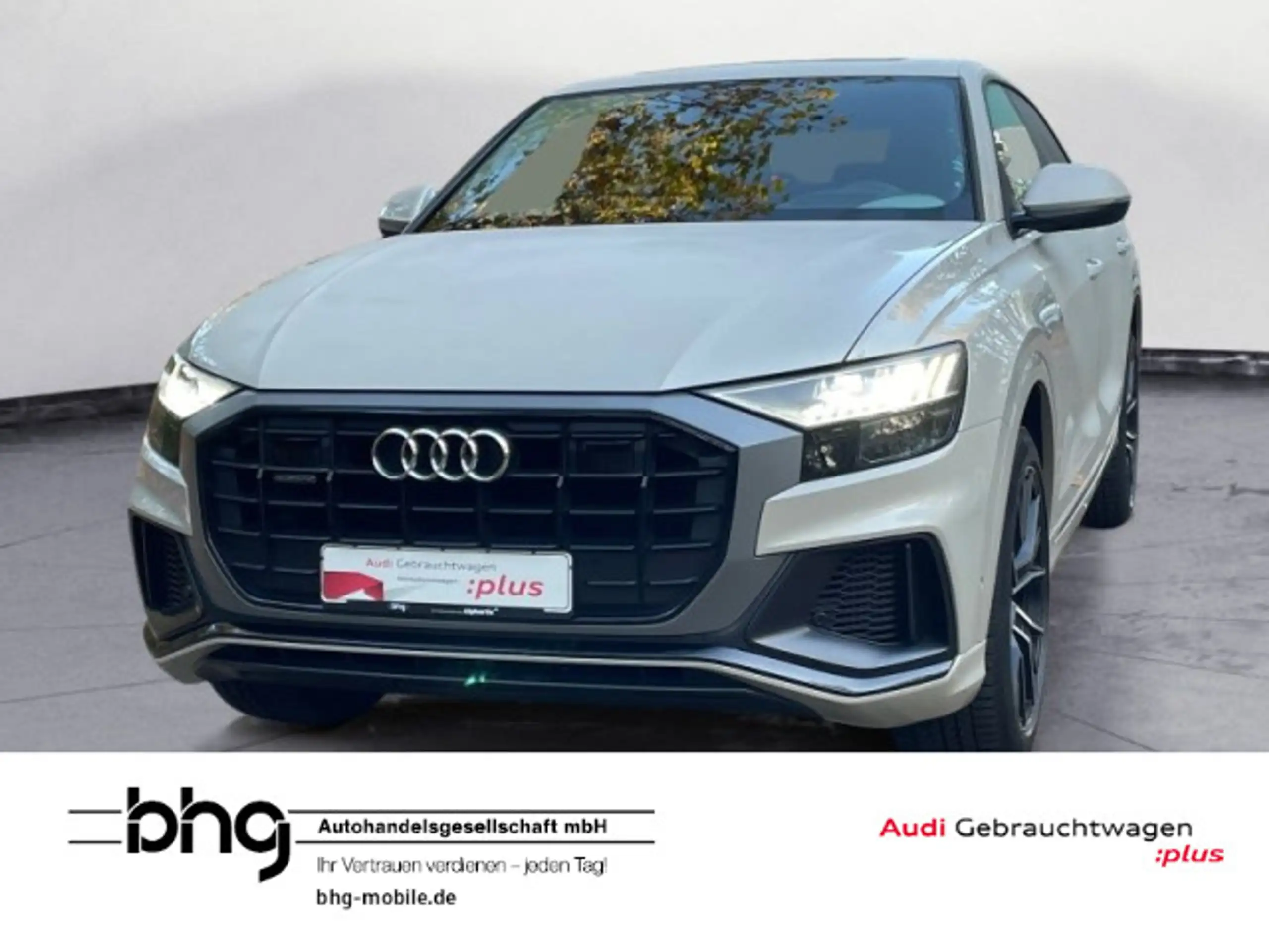 Audi - Q8