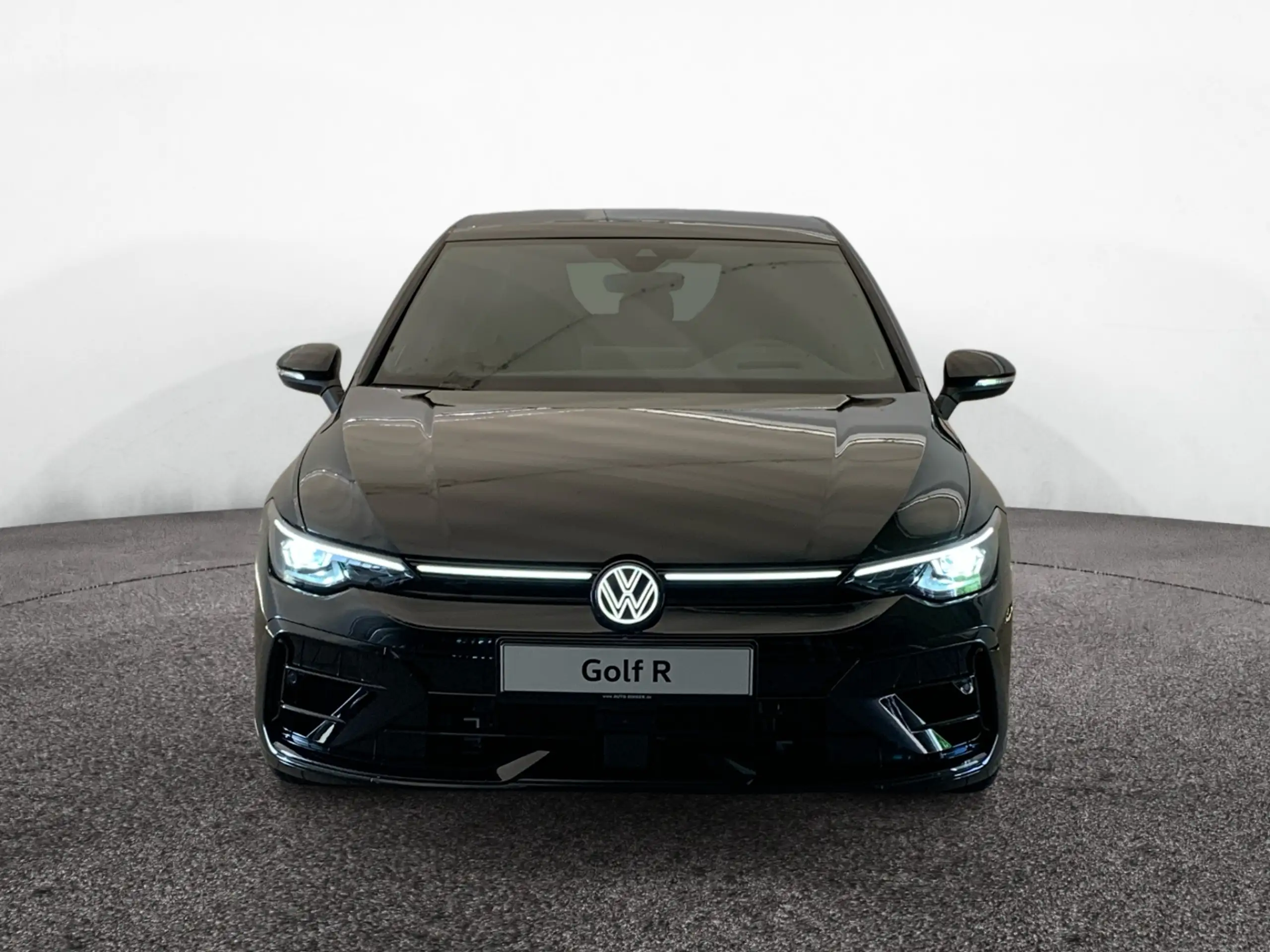 Volkswagen - Golf R