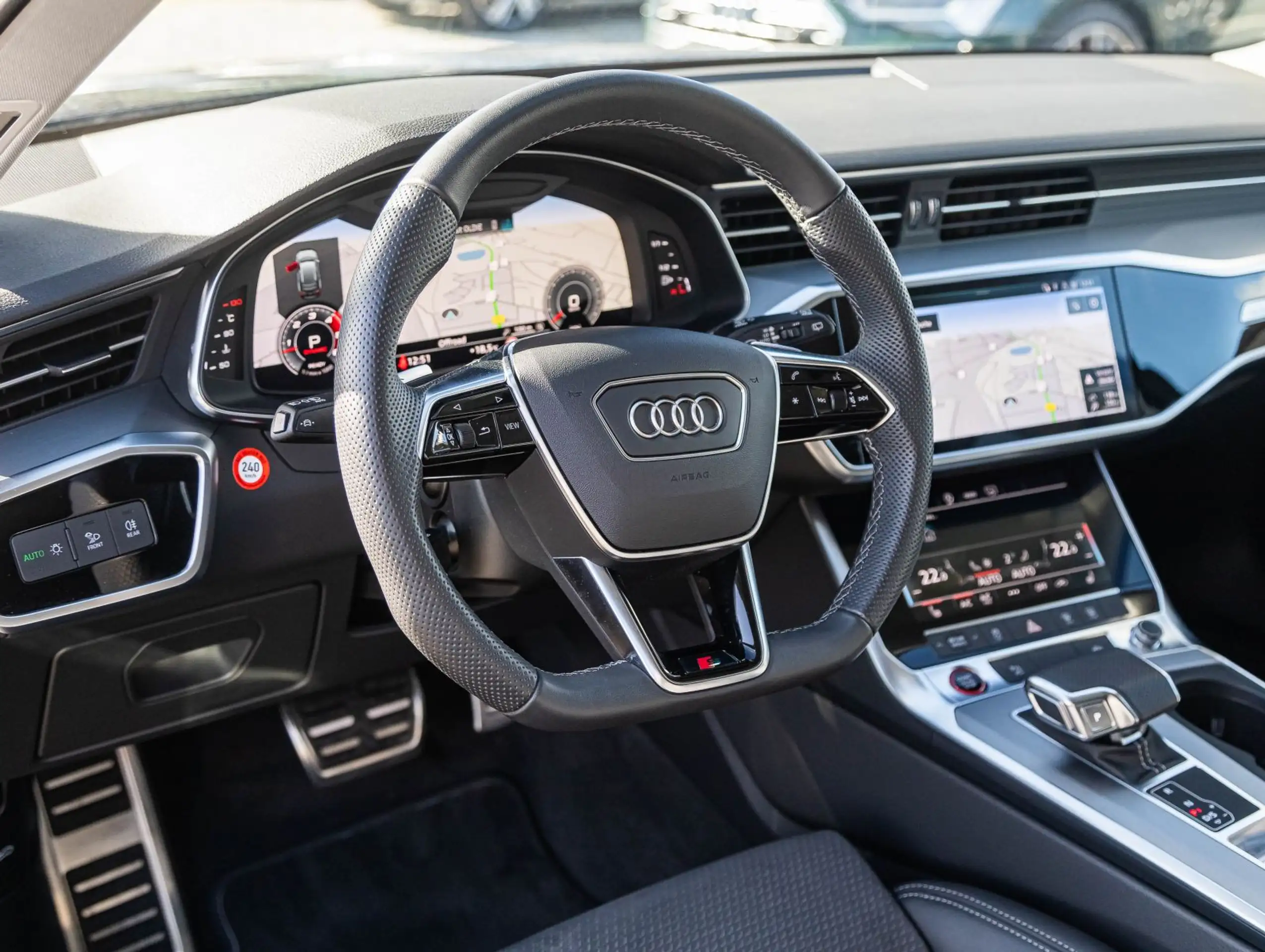 Audi - S6