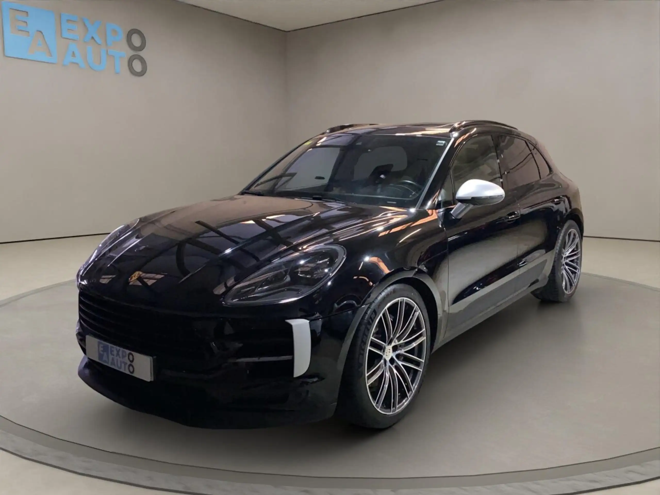 Porsche - Macan