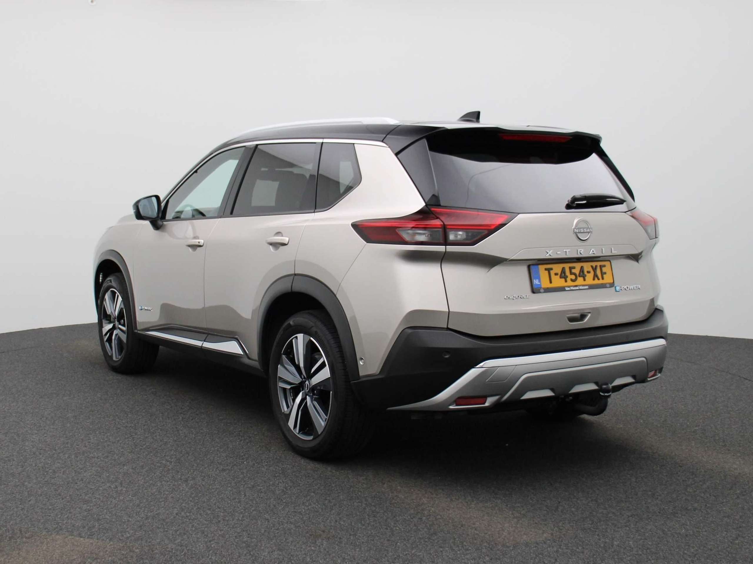 Nissan - X-Trail