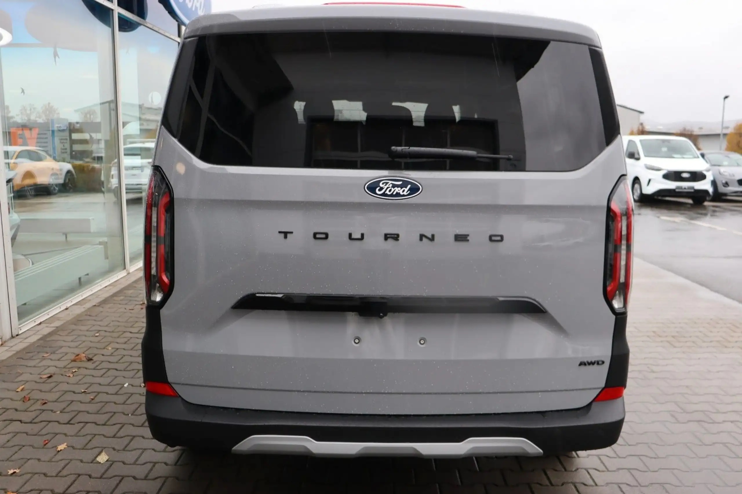 Ford - Tourneo Custom