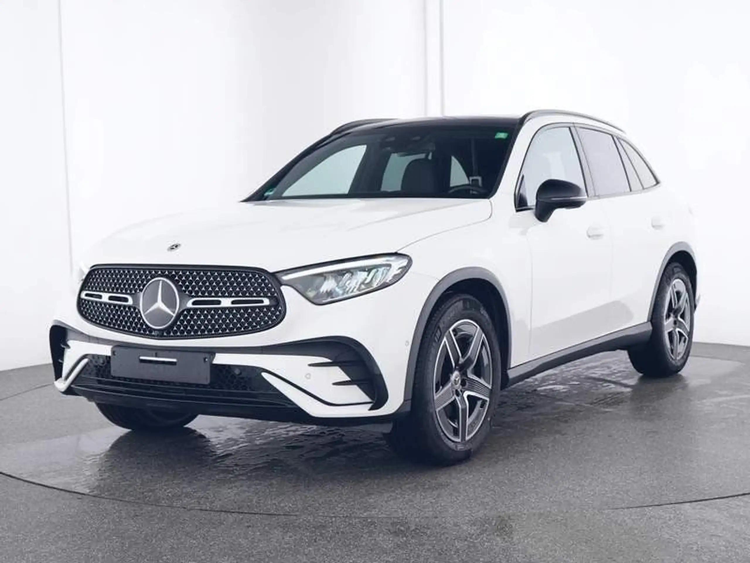 Mercedes-Benz - GLC 220