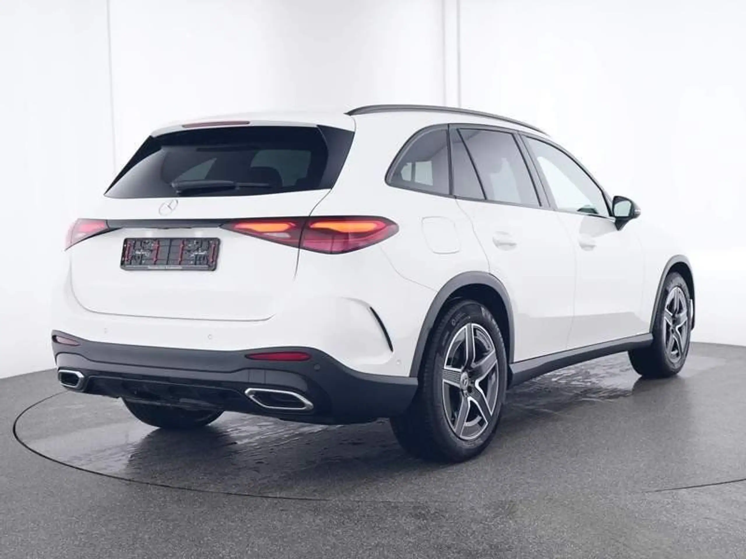 Mercedes-Benz - GLC 220