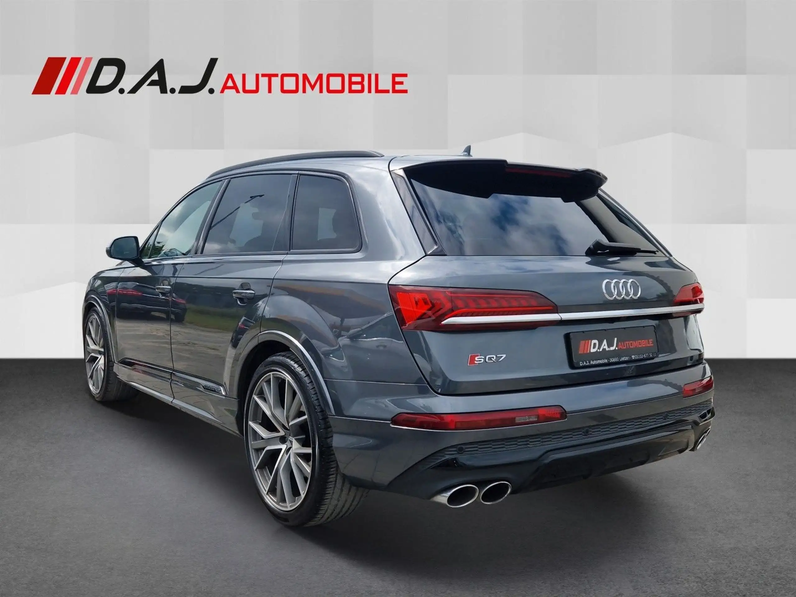 Audi - SQ7