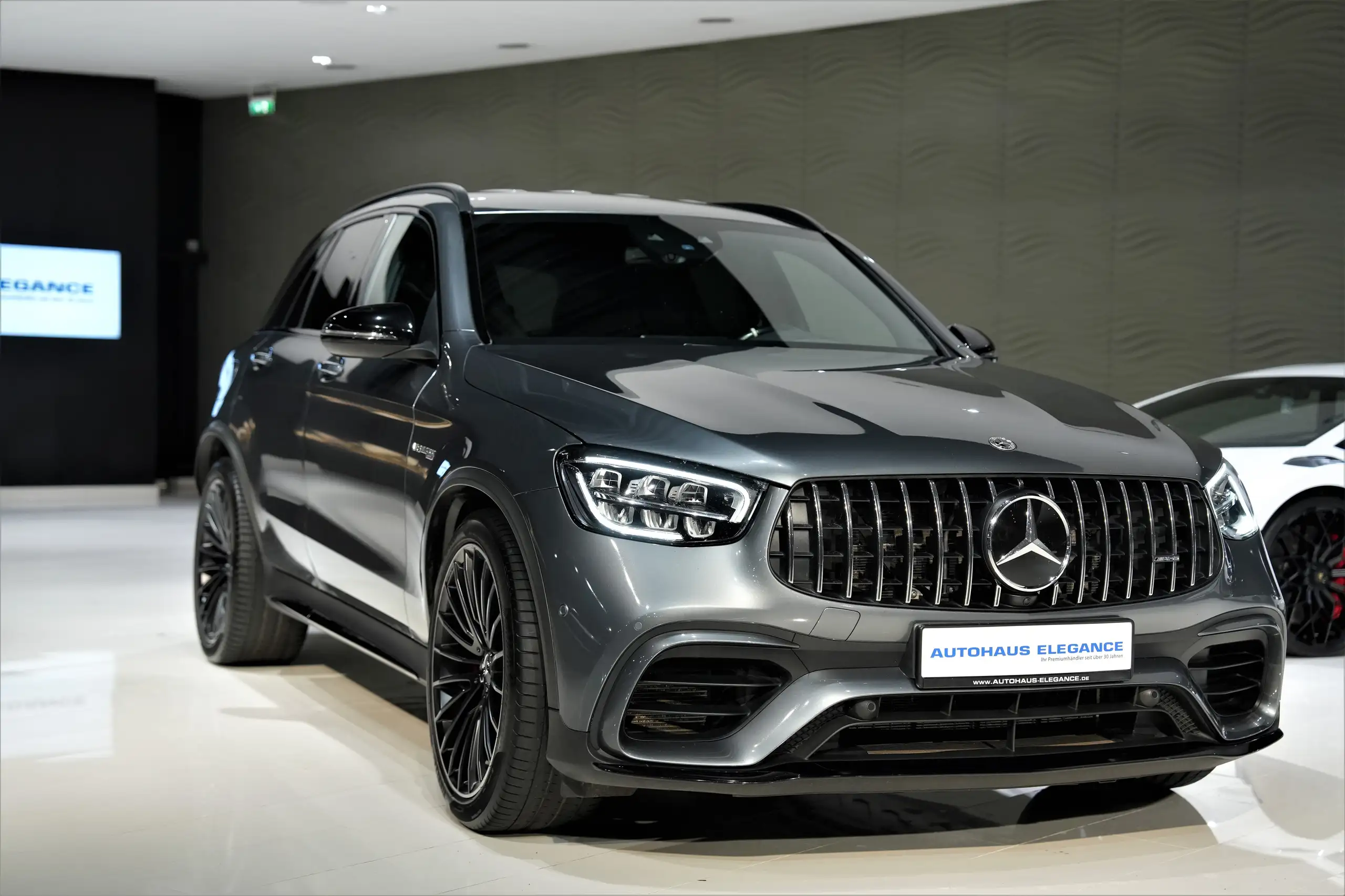 Mercedes-Benz - GLC 63 AMG