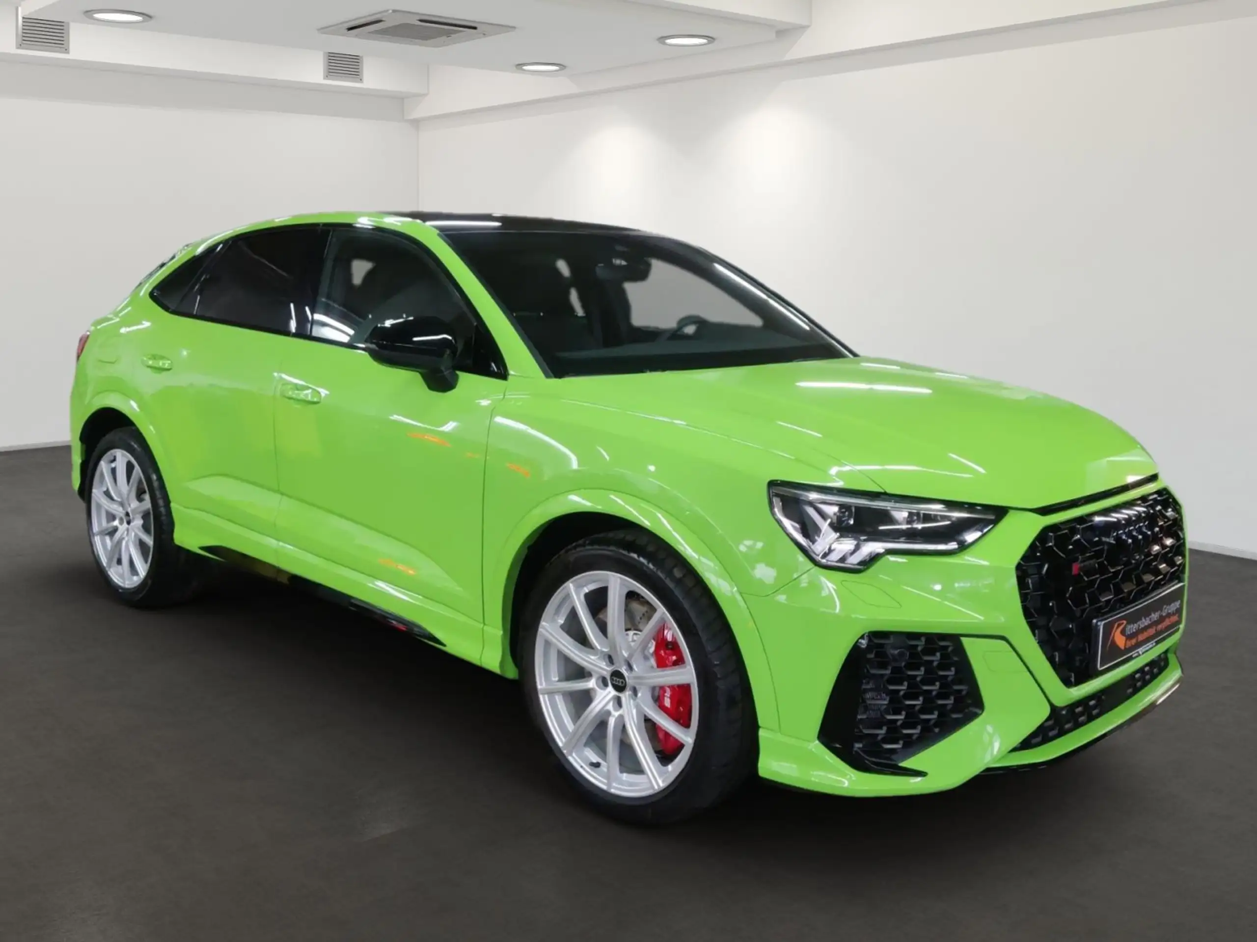 Audi - RS Q3