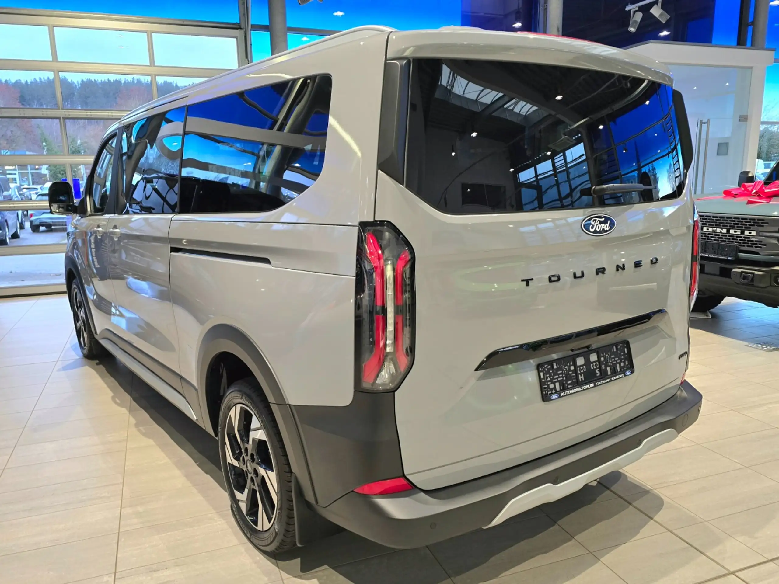 Ford - Tourneo Custom