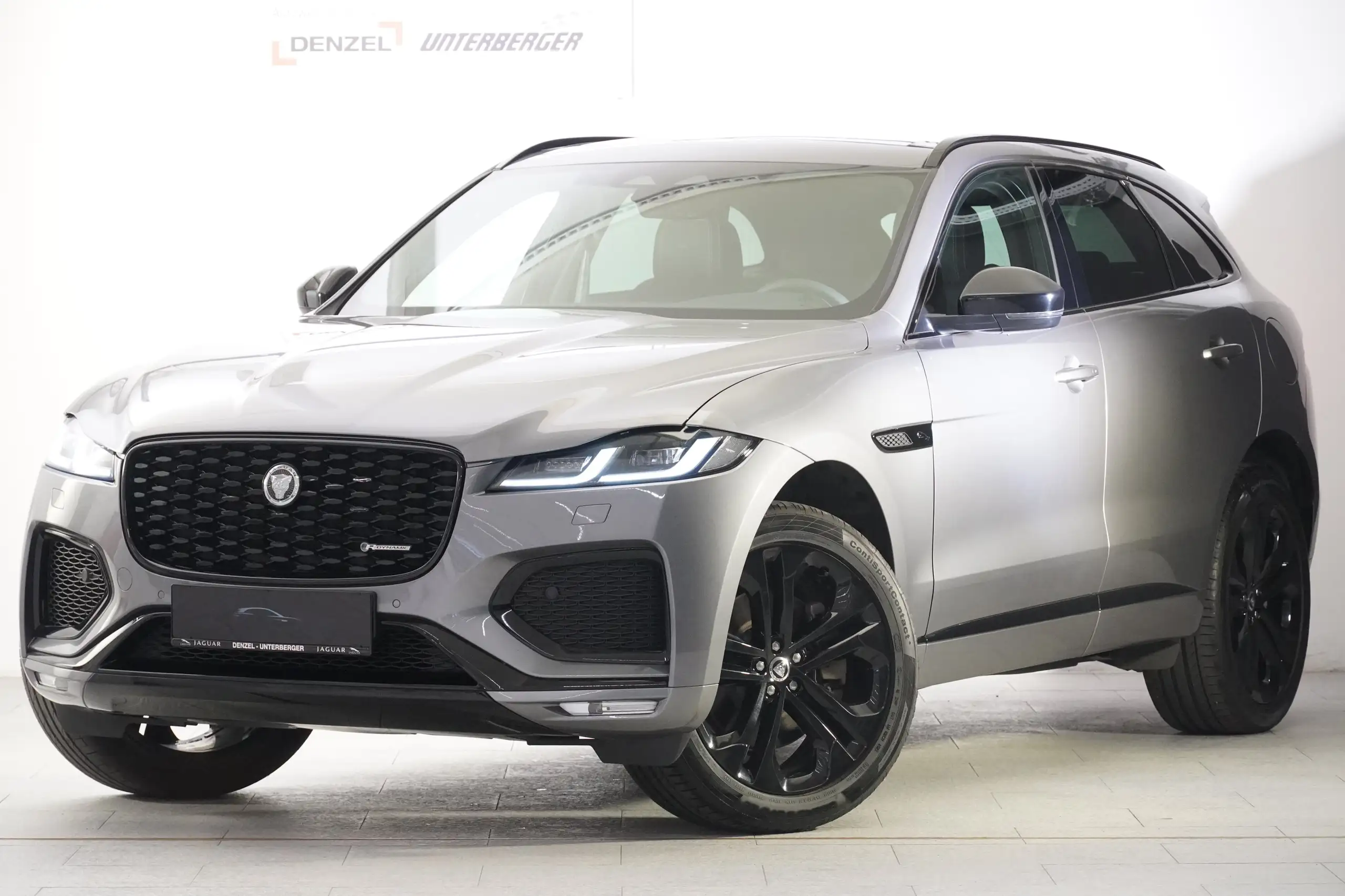 Jaguar - F-Pace