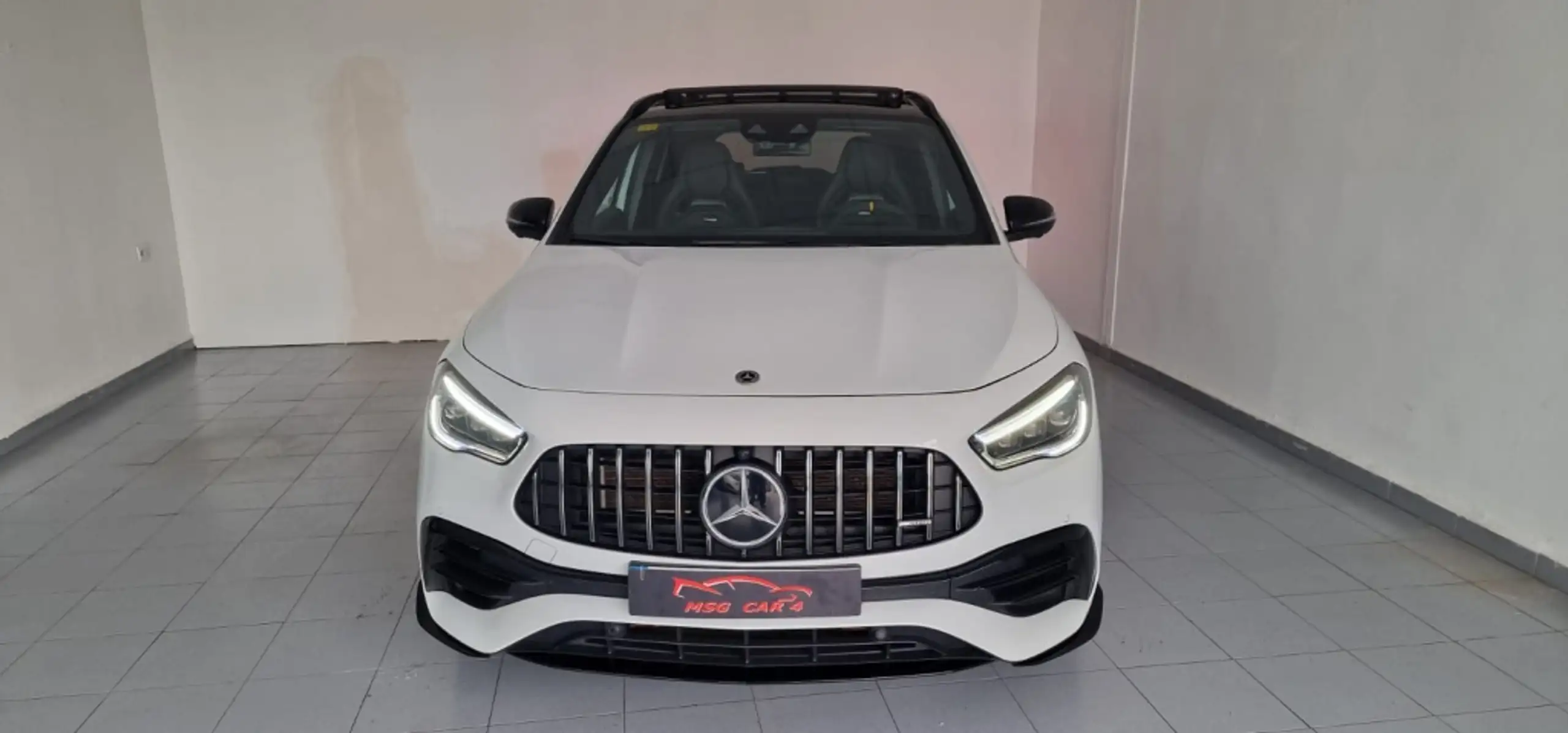 Mercedes-Benz - GLA 45 AMG