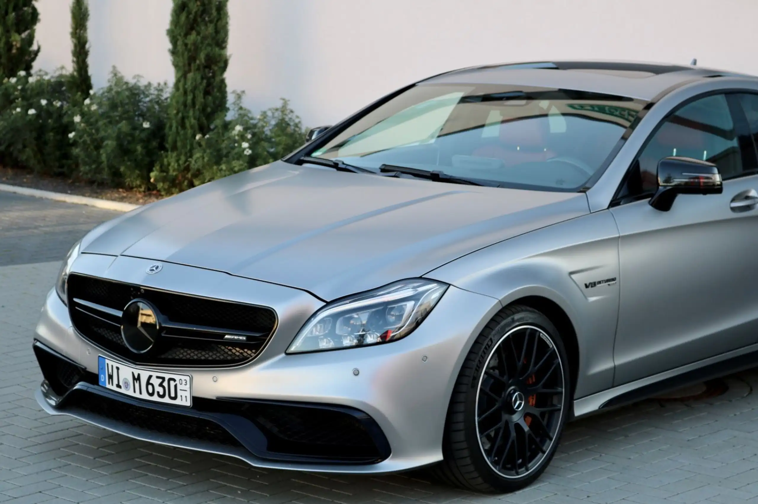 Mercedes-Benz - CLS 63 AMG