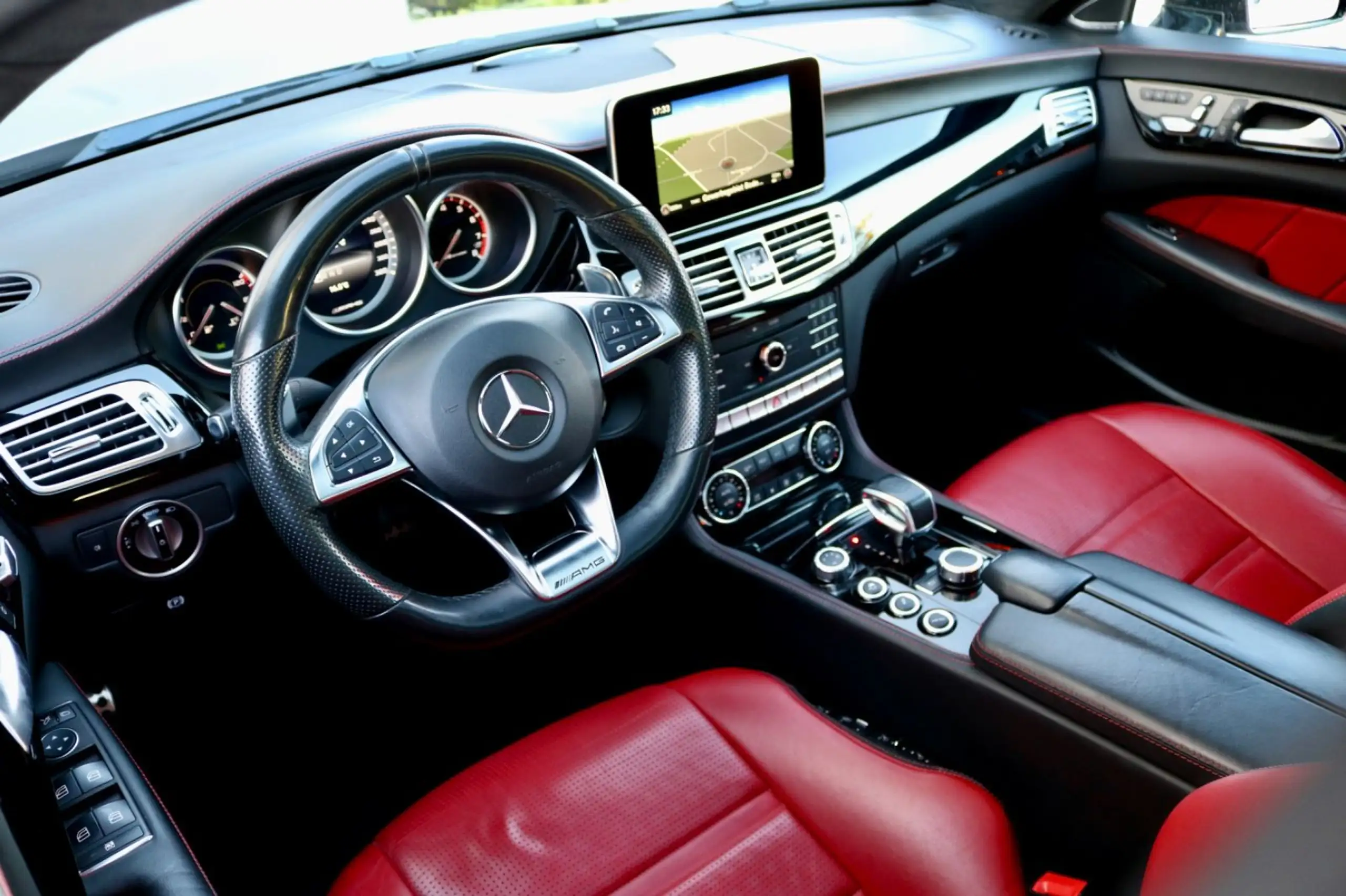 Mercedes-Benz - CLS 63 AMG