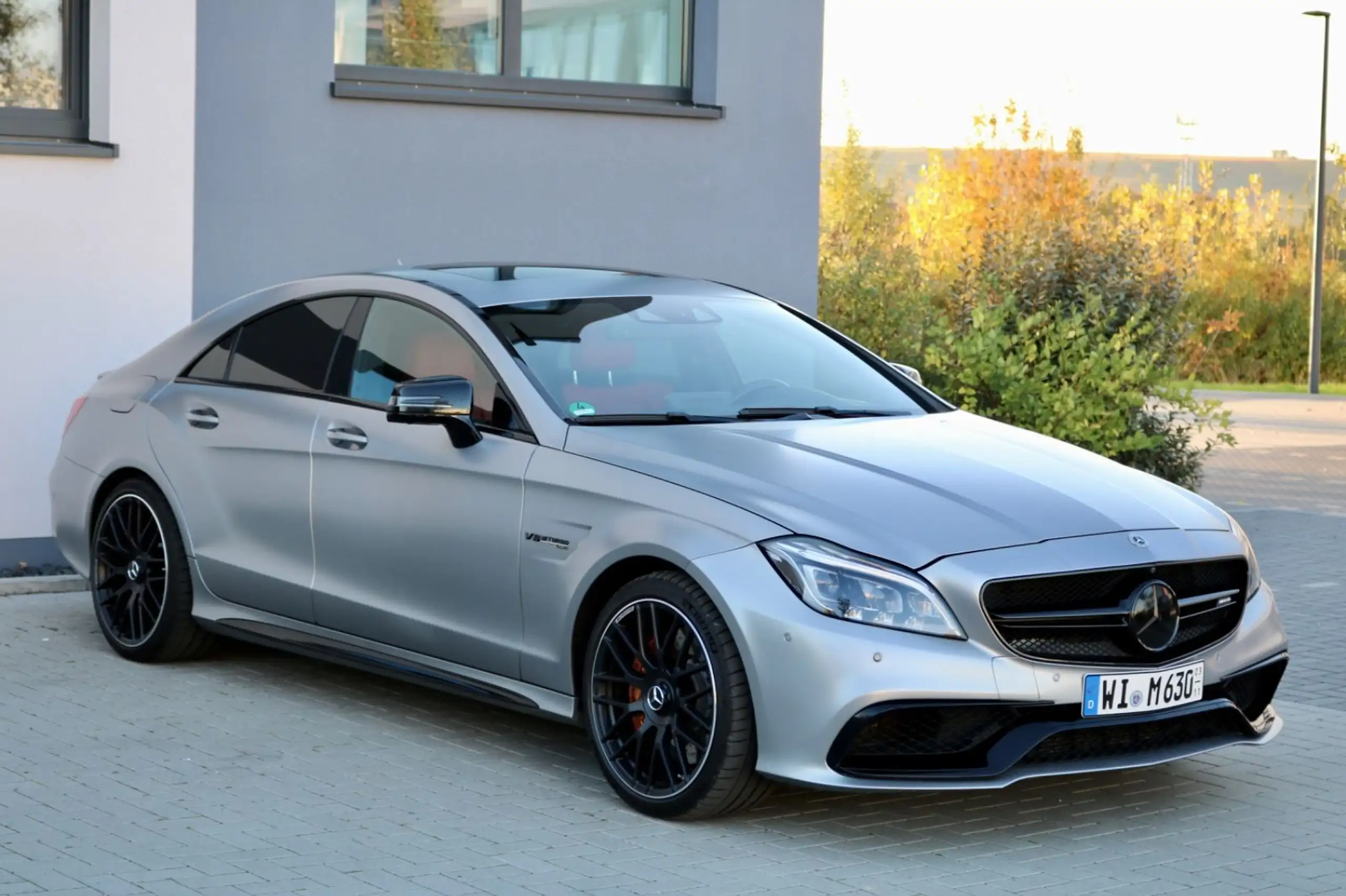 Mercedes-Benz - CLS 63 AMG